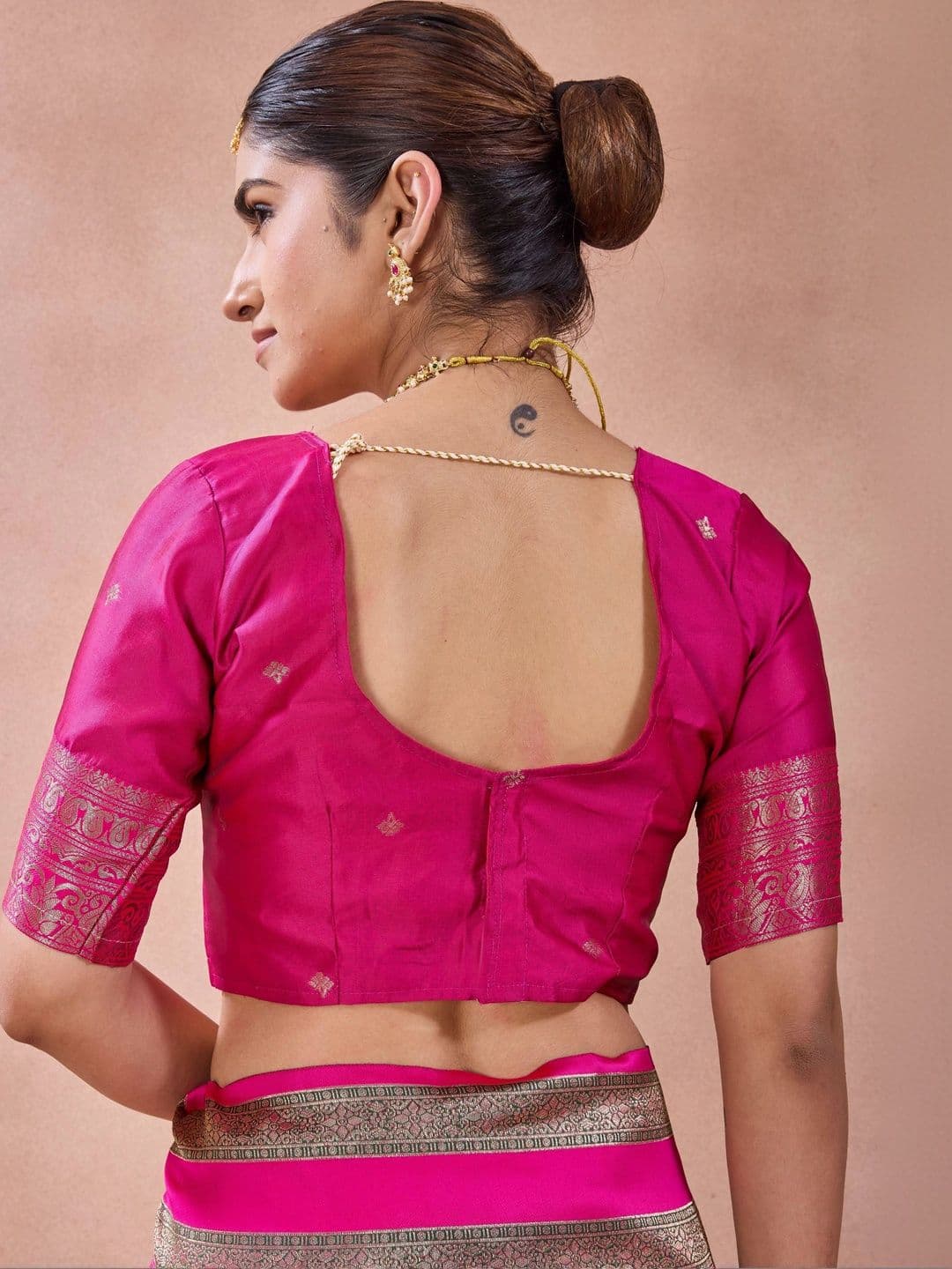 Maharanga Woven Design Zari Silk Blend Kota Saree thumbnail 3