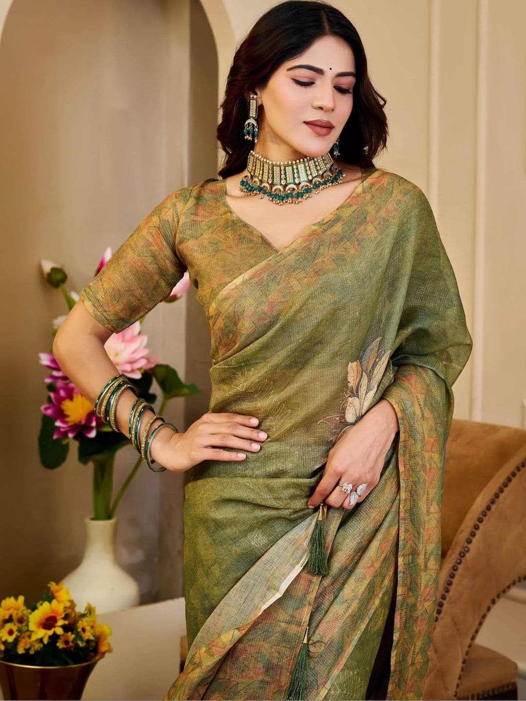 MANVAA Women Floral Silk Cotton Handloom Saree thumbnail 3