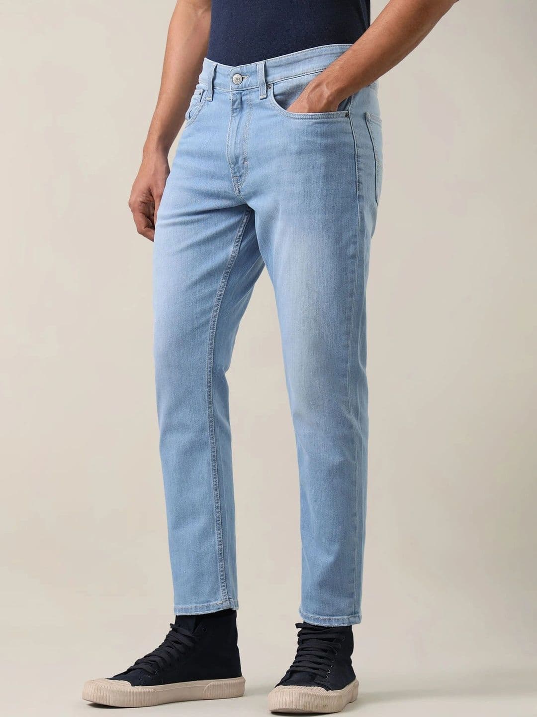 U.S. Polo Assn. Denim Co. Men Straight Fit Mid-Rise Low Distress Jeans thumbnail 7