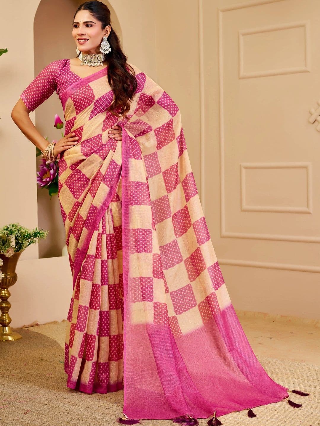 Maroosh Checked Silk Cotton Handloom Saree - view 1