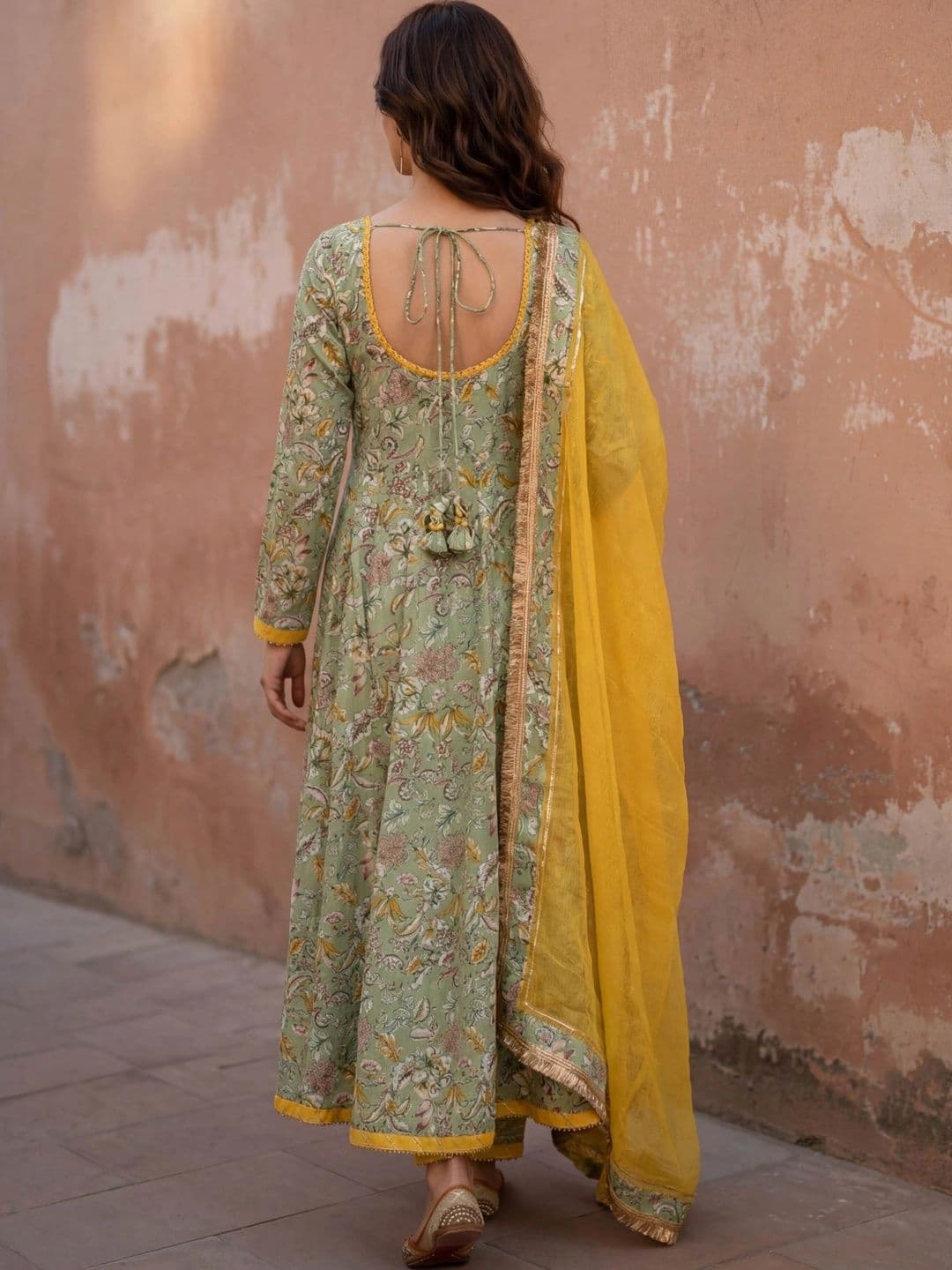 KALINI Women Floral Printed Regular Kurta with Trousers & With Dupatta thumbnail 2