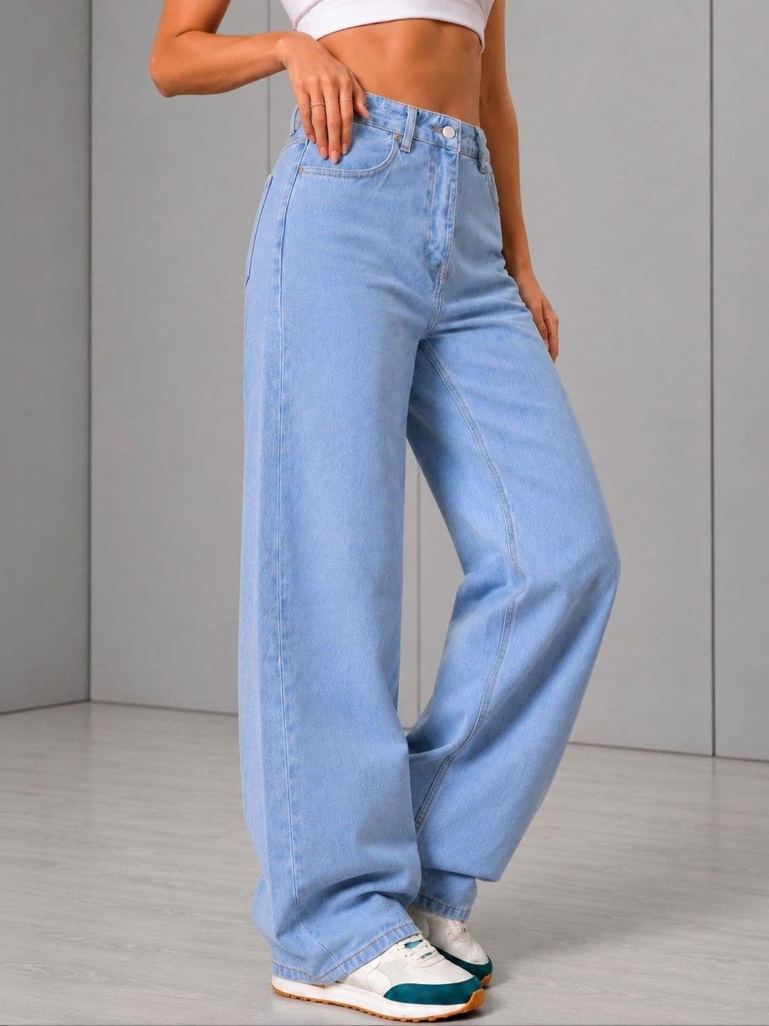 DressBerry Women Comfort Wide Leg High-Rise Light Fade Stretchable Jeans thumbnail 2