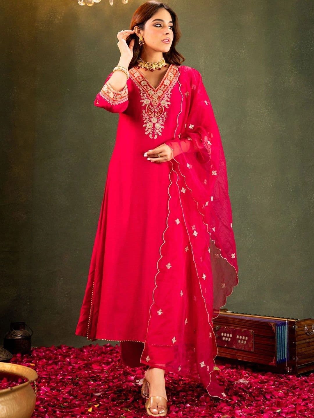 HERE&NOW Women Ethnic Motifs Embroidered Regular Kurta with Trousers & With Dupatta thumbnail 6