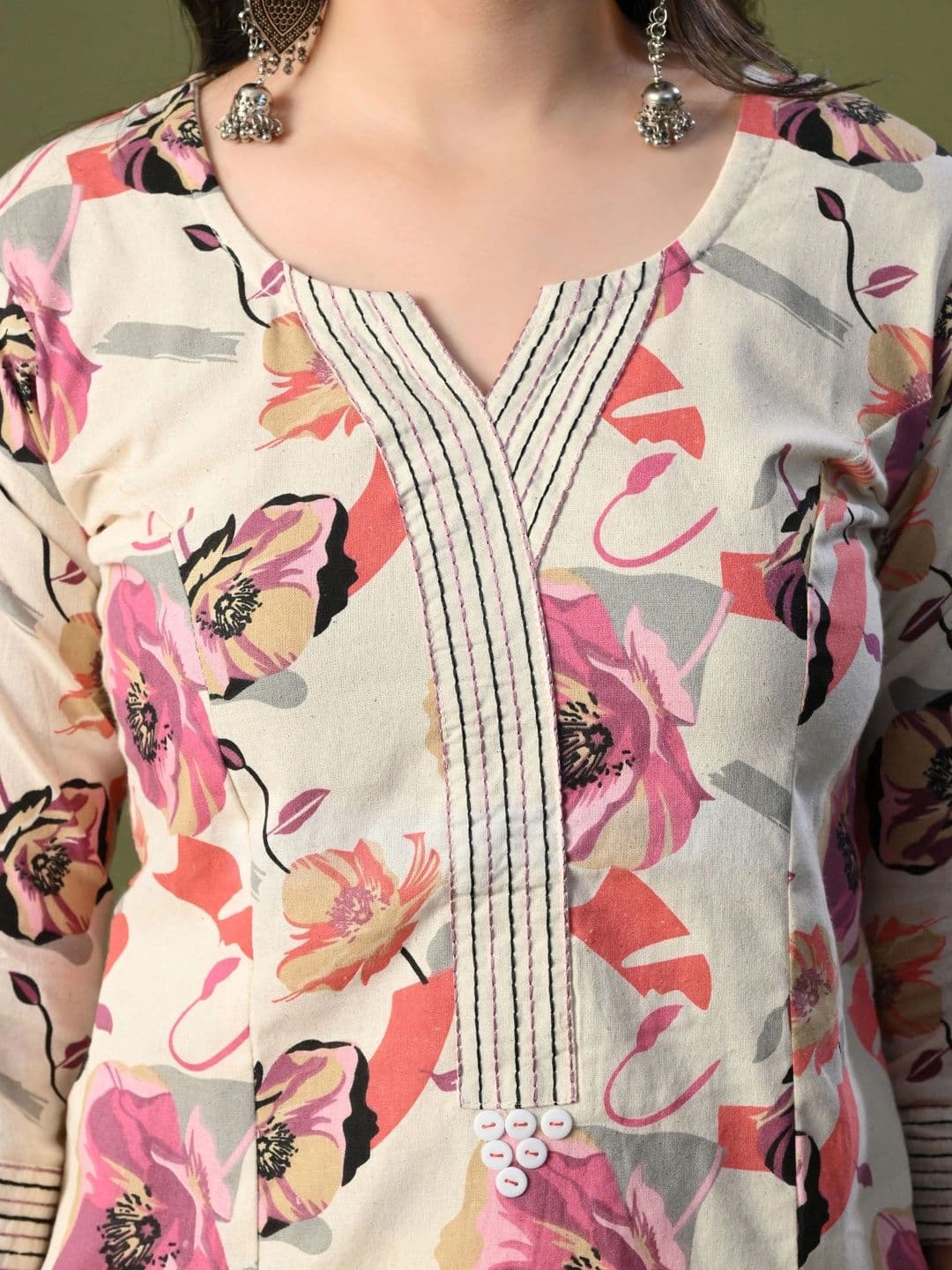 ROSHNI Women Floral Printed Regular Pure Cotton Kurta with Trousers thumbnail 3