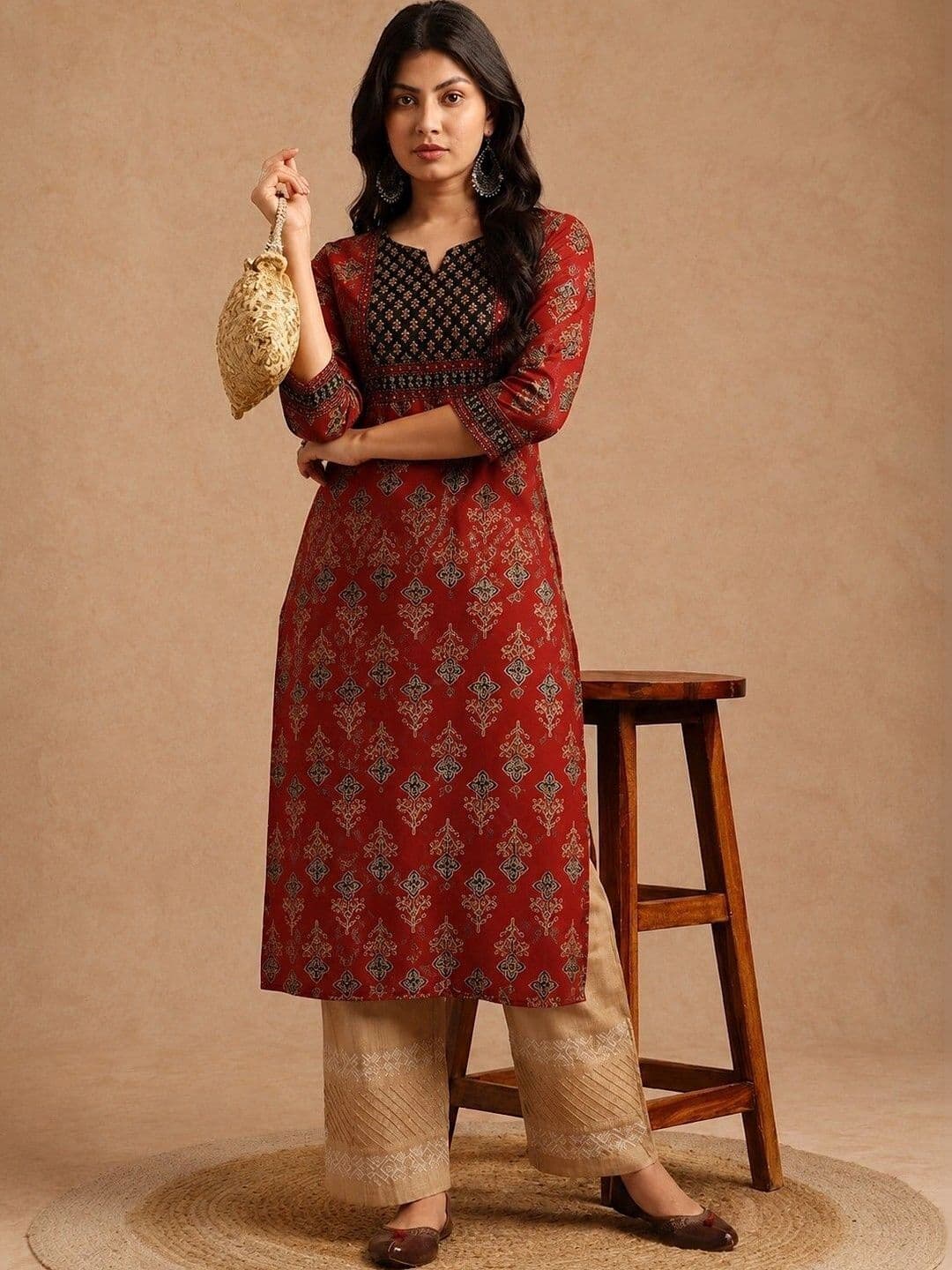 Sangria Women Ethnic Motifs Printed Sequinned Indie Prints Kurta thumbnail 3