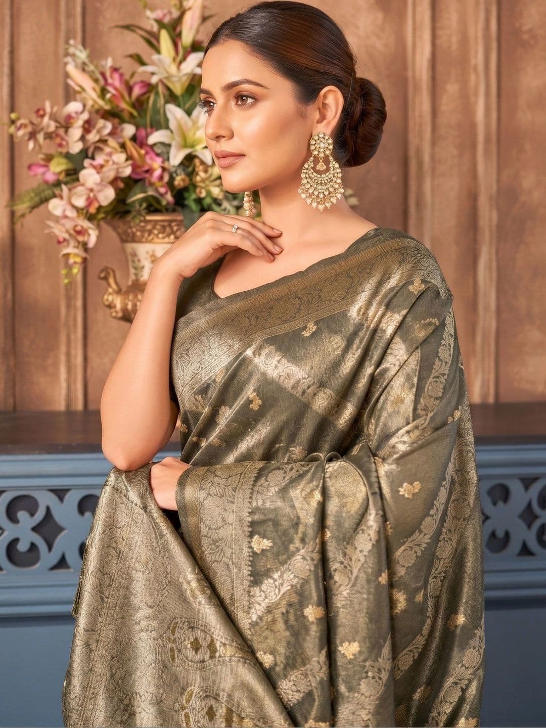 MONJOLIKA FASHION Embellished Zari Silk Blend Designer Bomkai silk Saree thumbnail 5