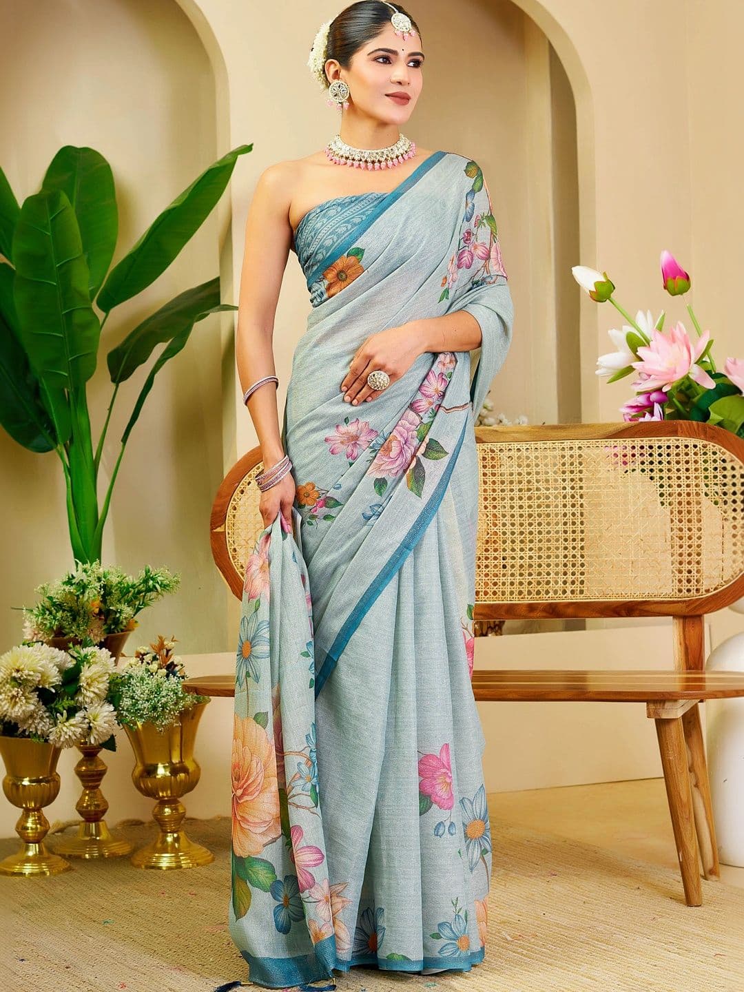 Maroosh Floral Silk Cotton Handloom Saree thumbnail 4