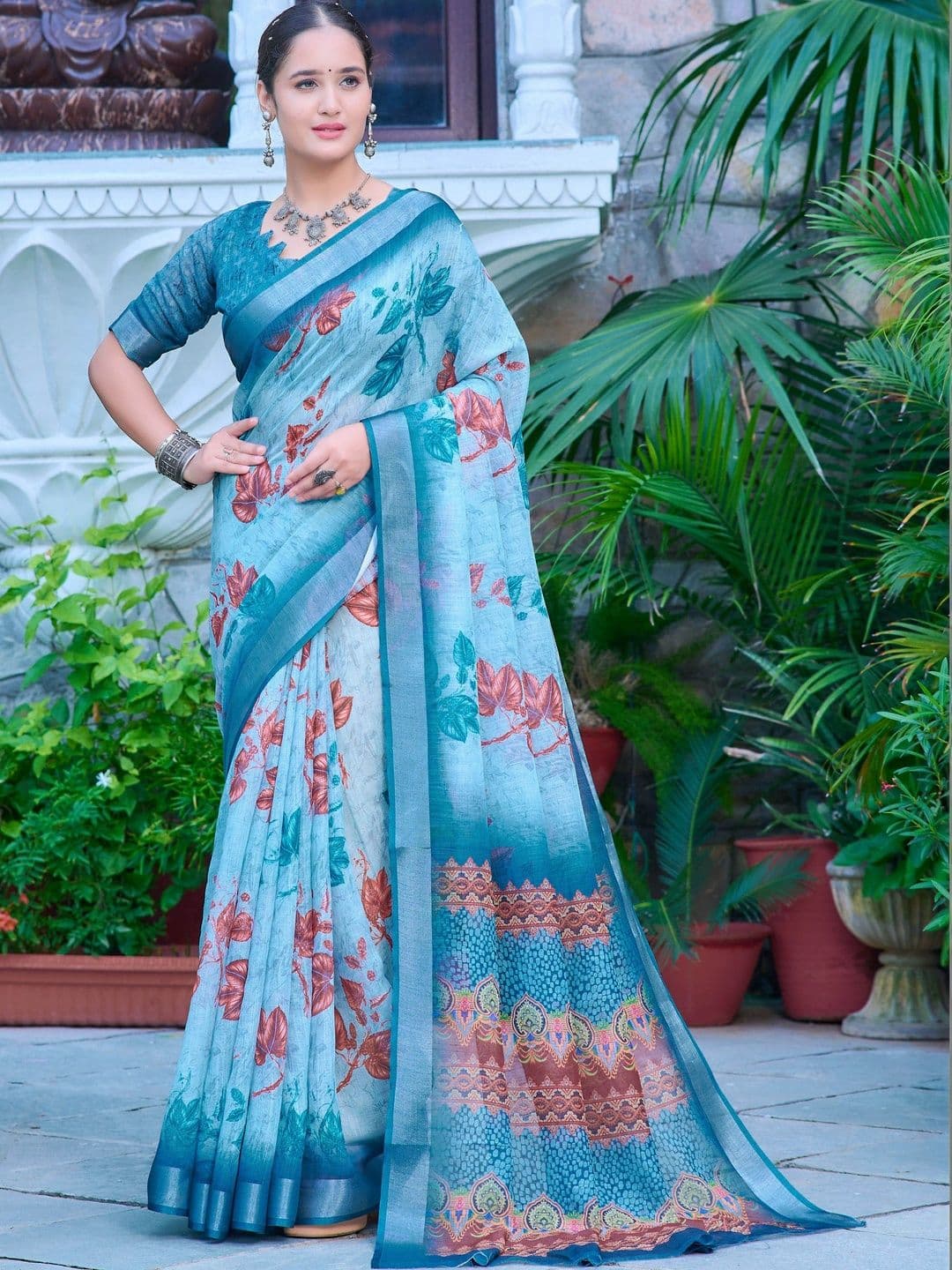 HERE&NOW Floral Printed Saree thumbnail 4