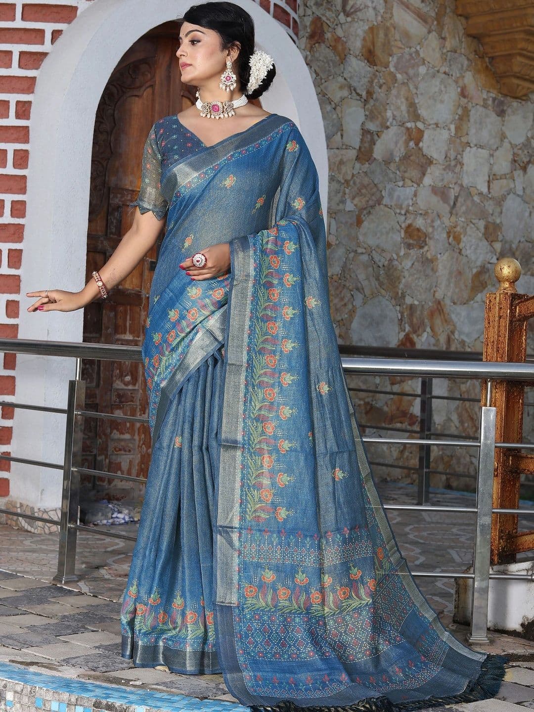MANVAA  Women Floral Silk Cotton Handloom Saree thumbnail 2
