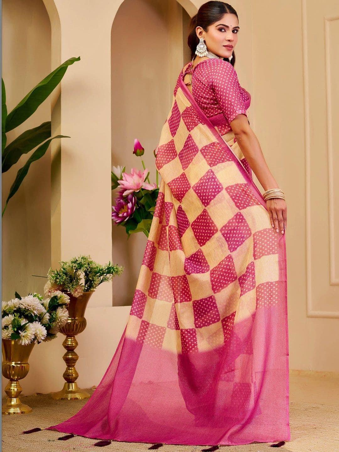 HERE&NOW Women Polka Dot Silk Cotton Handloom Saree thumbnail 5