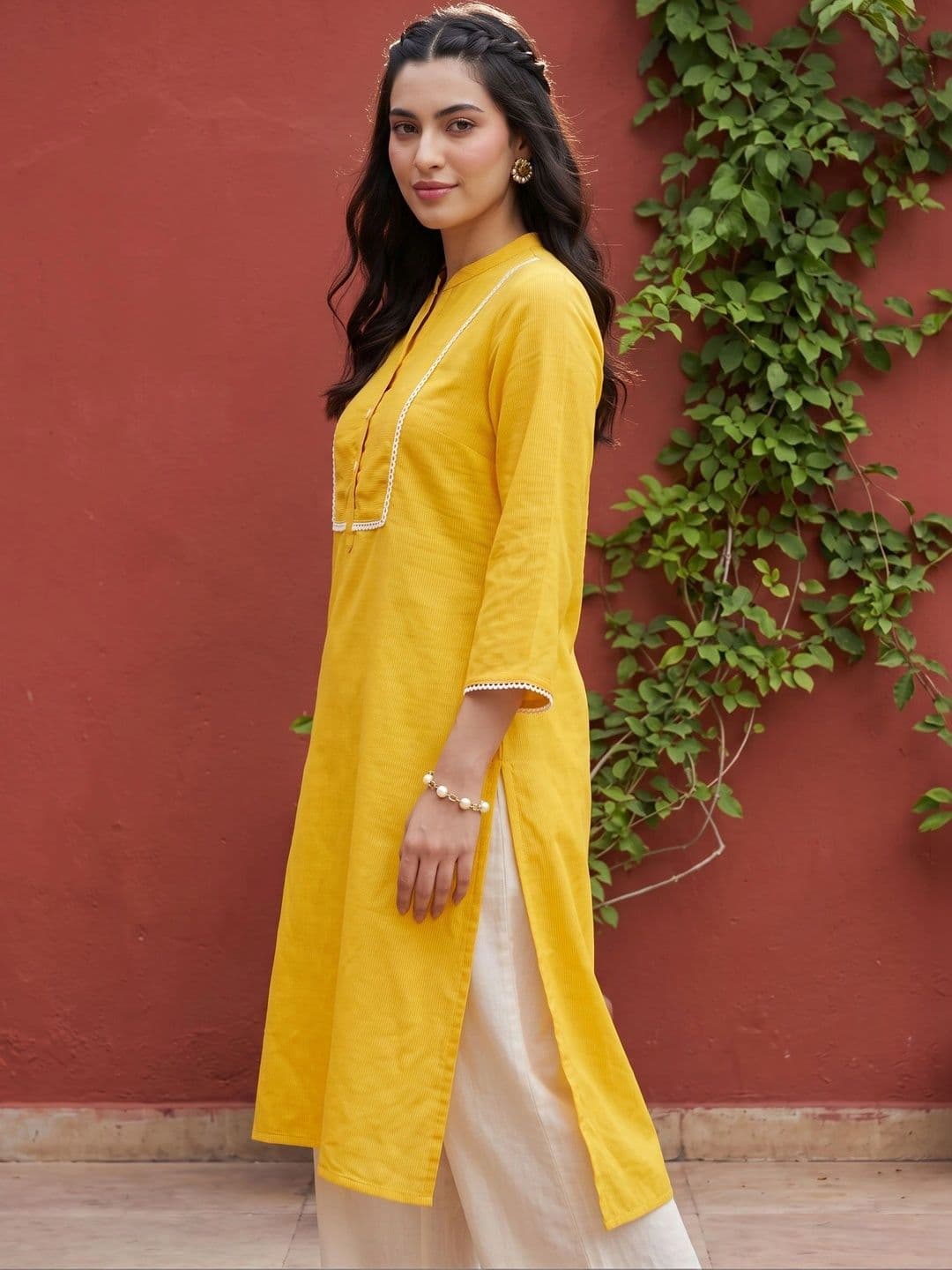 Anouk Women Striped Handloom Kurta thumbnail 2