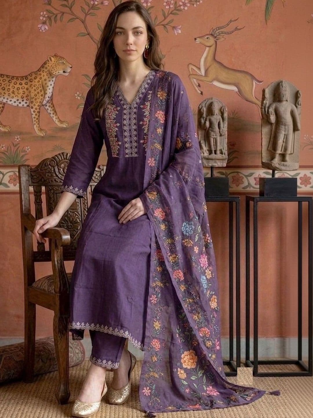 Sangria Women Embroidered Regular Thread Work Pure Silk Kurta with Trousers & With Dupatta thumbnail 6
