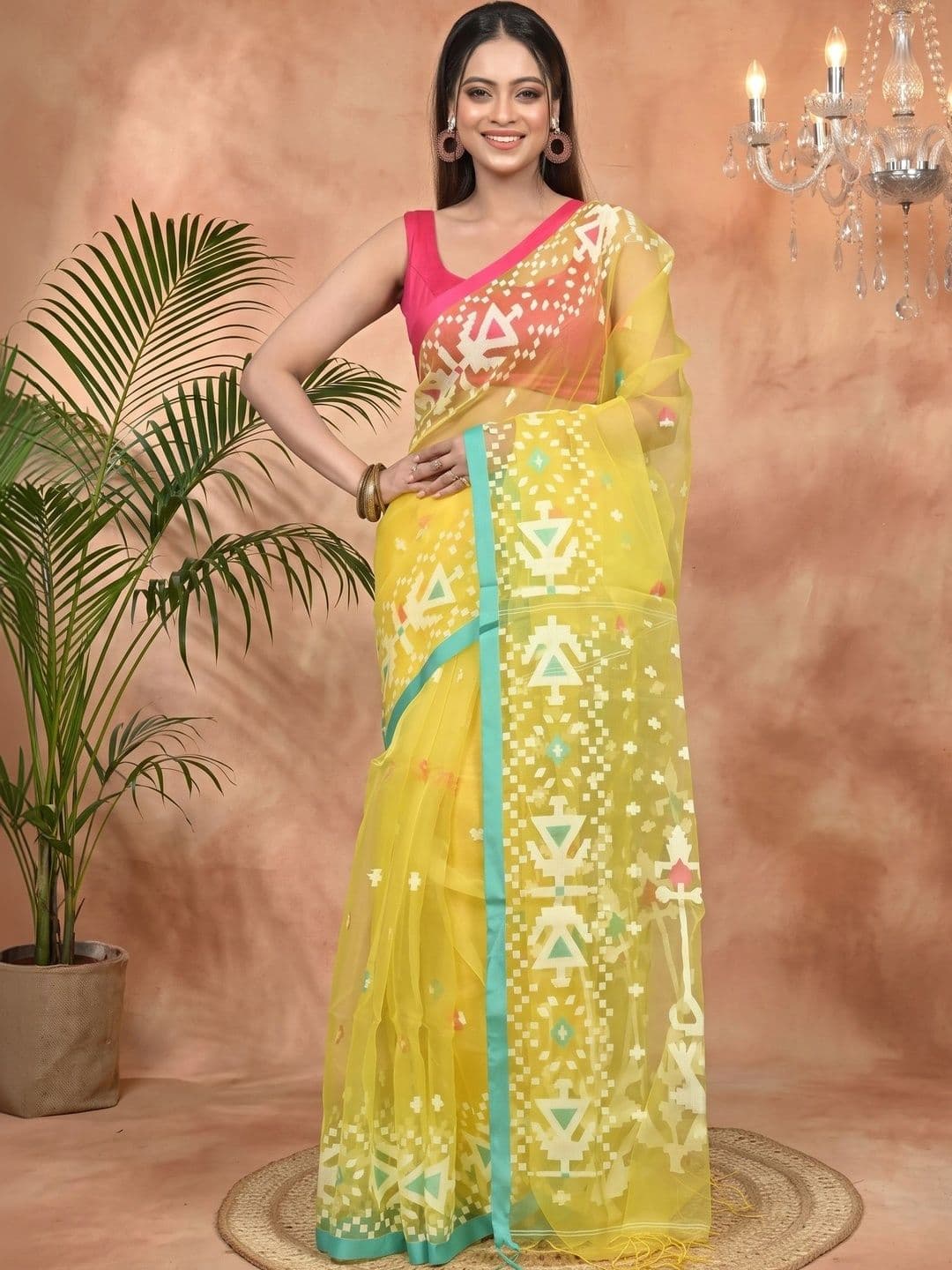 GitAsit Ethnic Motifs Sequinned Handloom Taant Saree - view 1