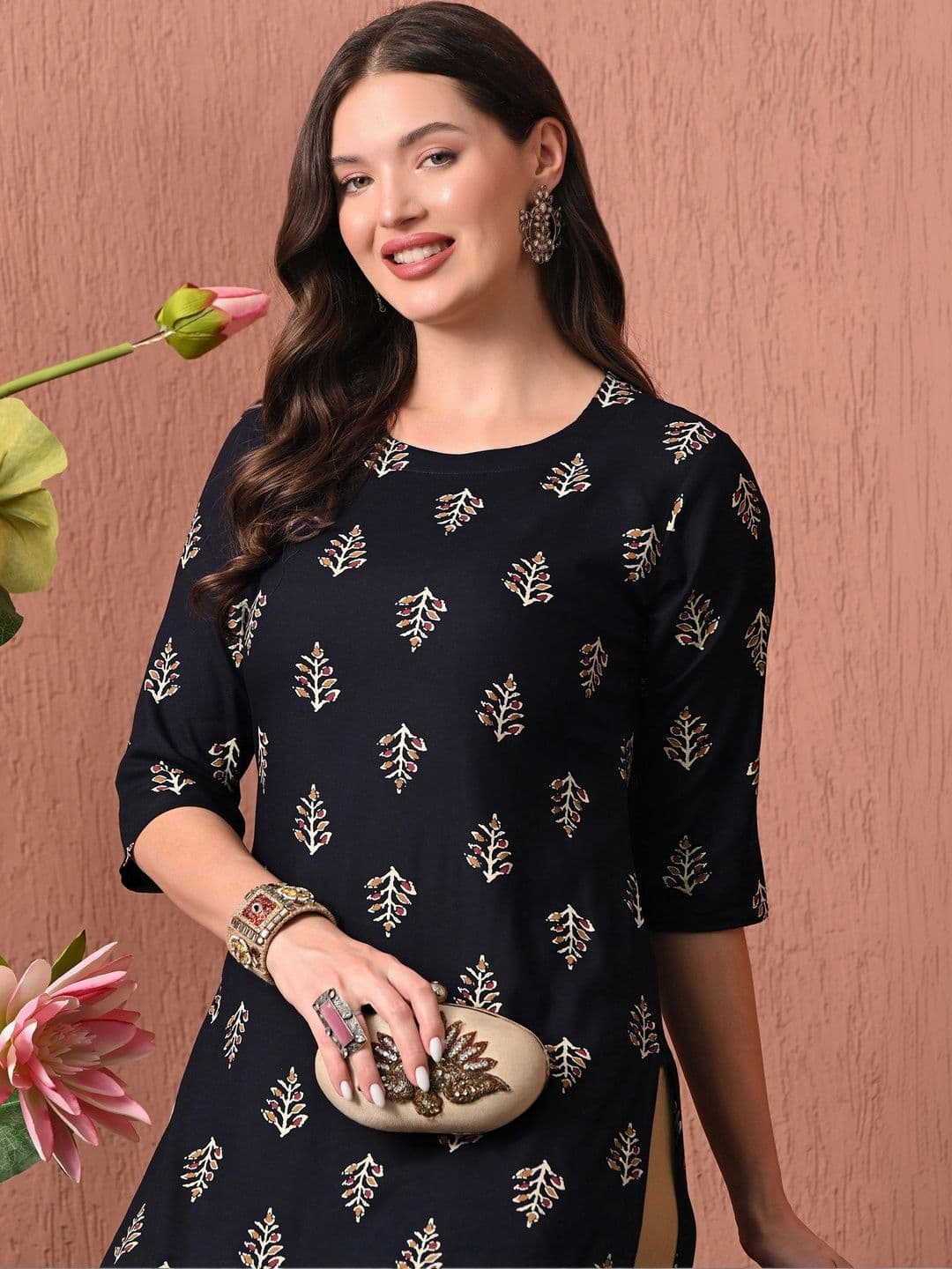 Sangria Women Ethnic Motifs Printed Kurta thumbnail 3