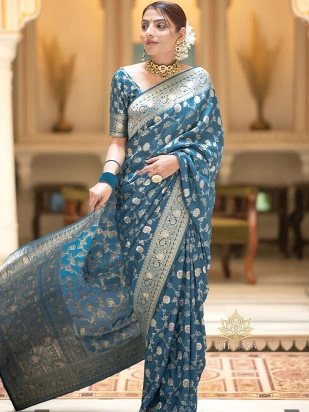 Mitera Woven Design Zari Silk Blend Banarasi Saree - view 1