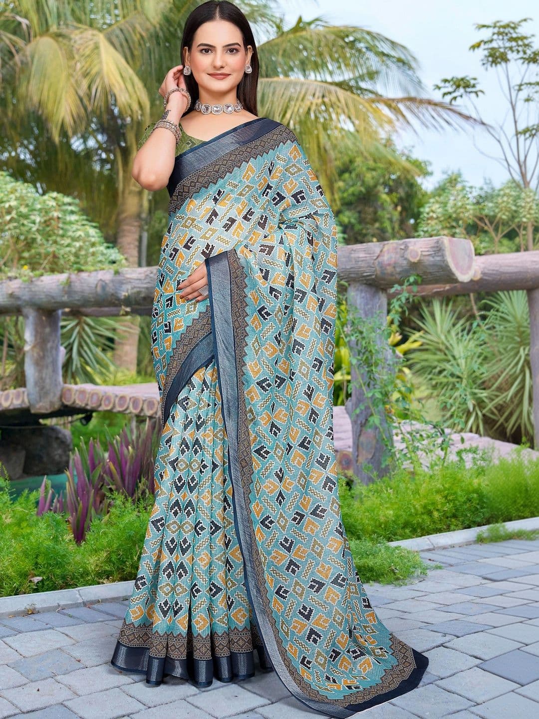 MANVAA Saree - view 1