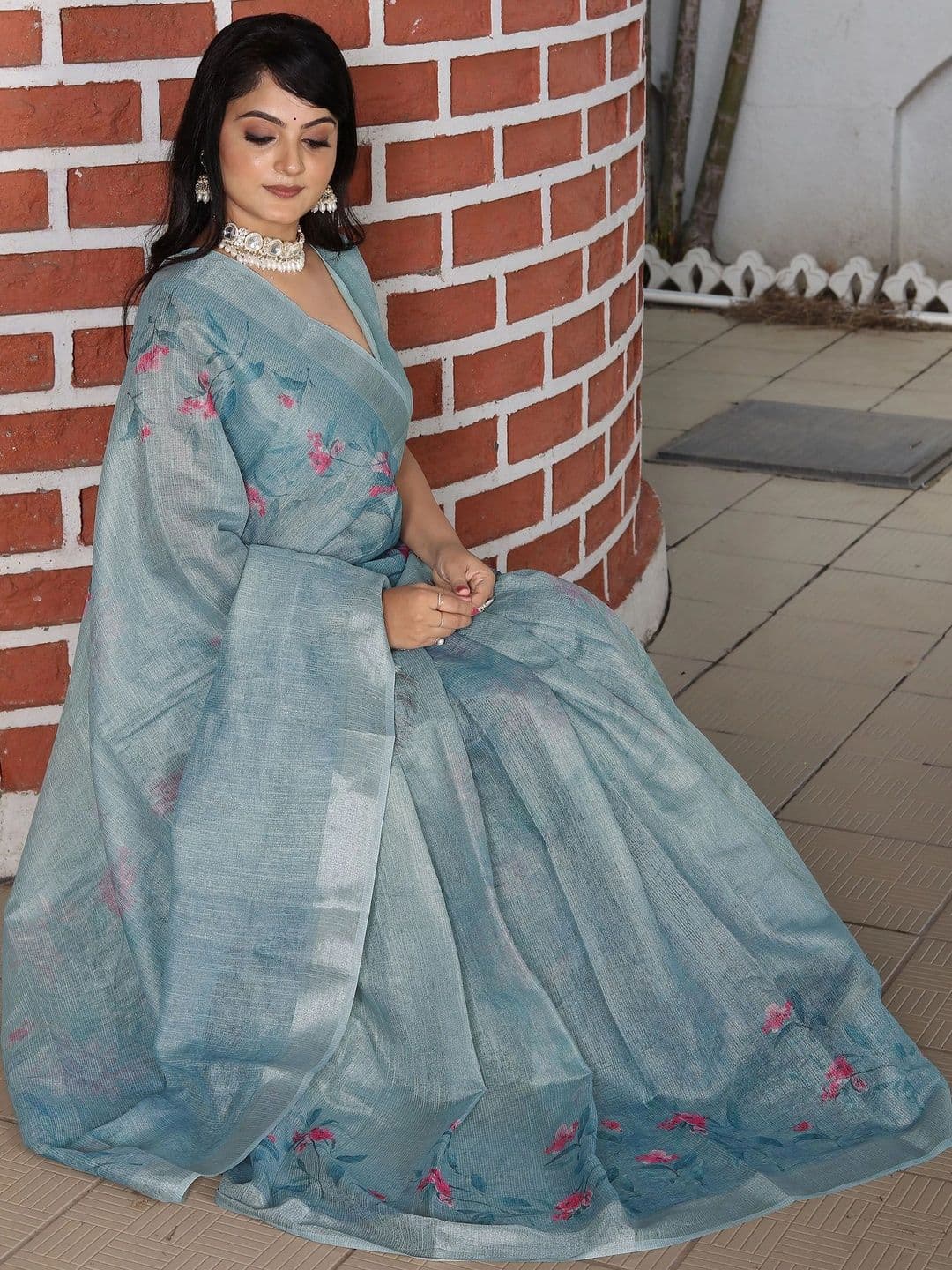 MANVAA Floral Silk Cotton Handloom Saree thumbnail 3