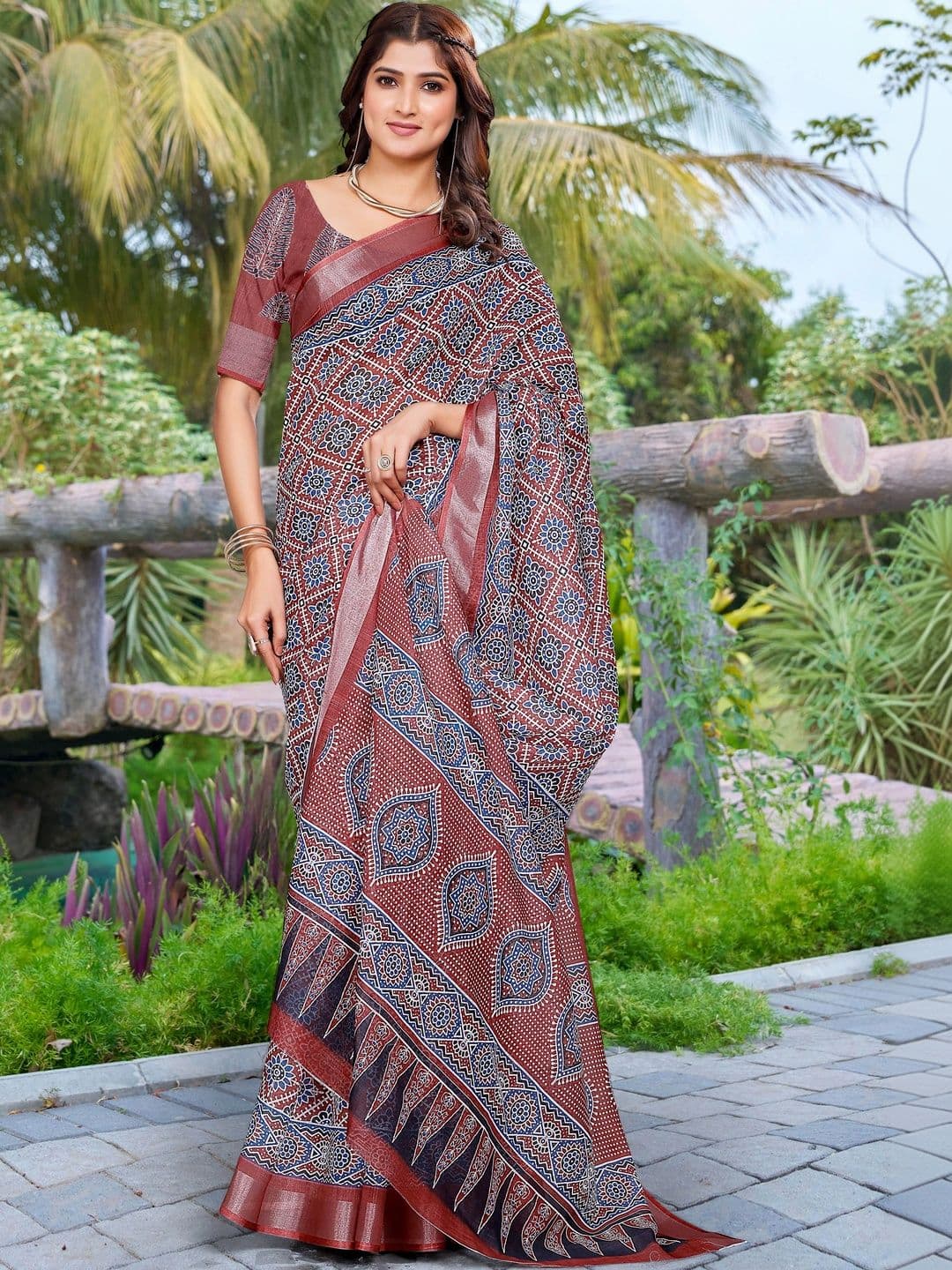 HERE&NOW Bandhani Saree thumbnail 3