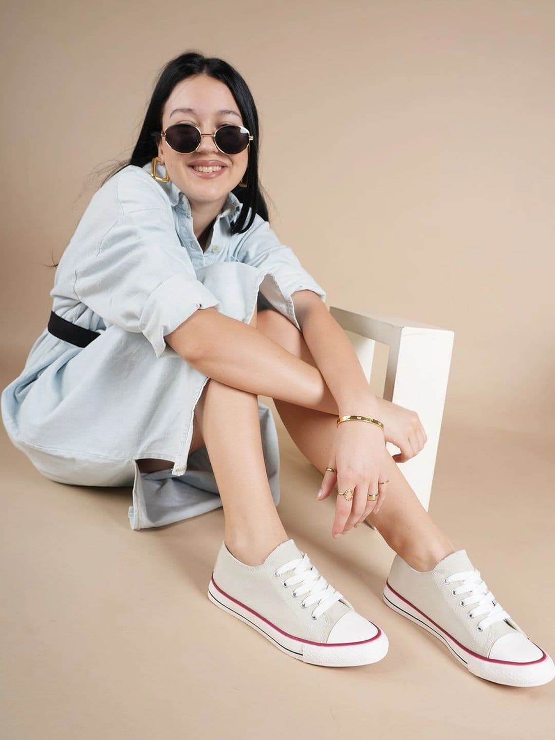 Roadster Women Sneakers thumbnail 2