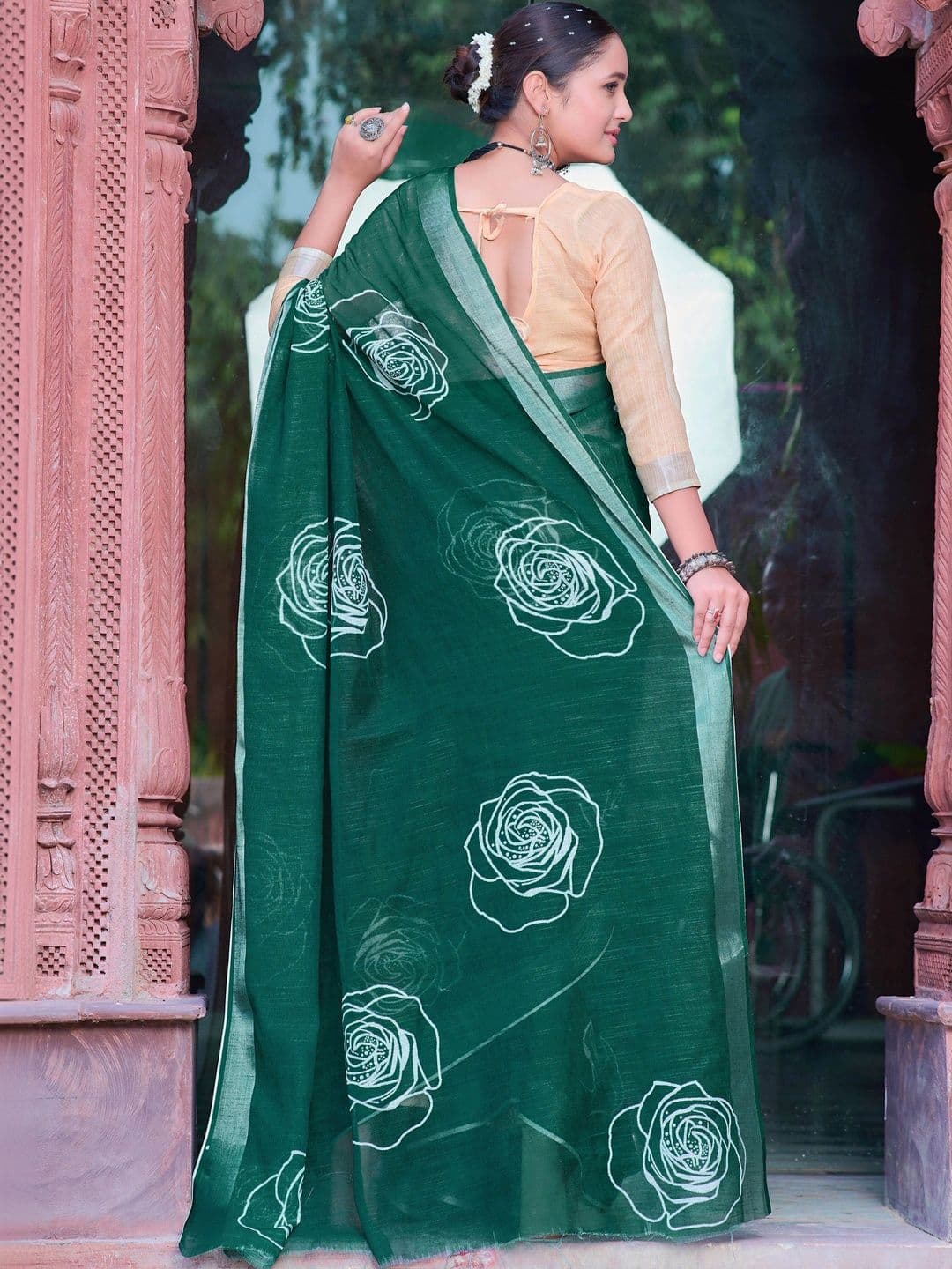 MANVAA Floral Saree thumbnail 4