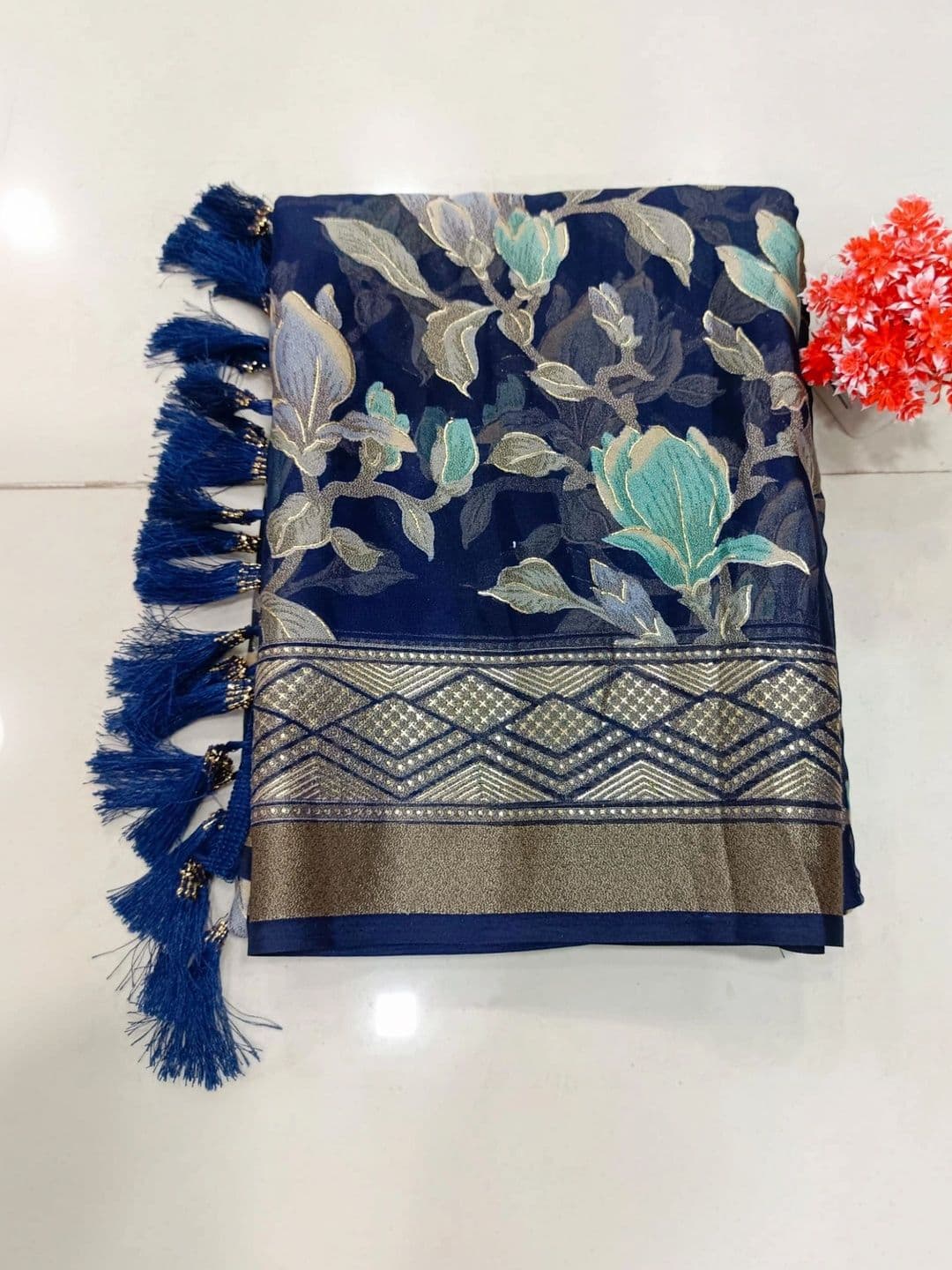Moda Rapido Ethnic Motifs Zari Brasso Saree thumbnail 2