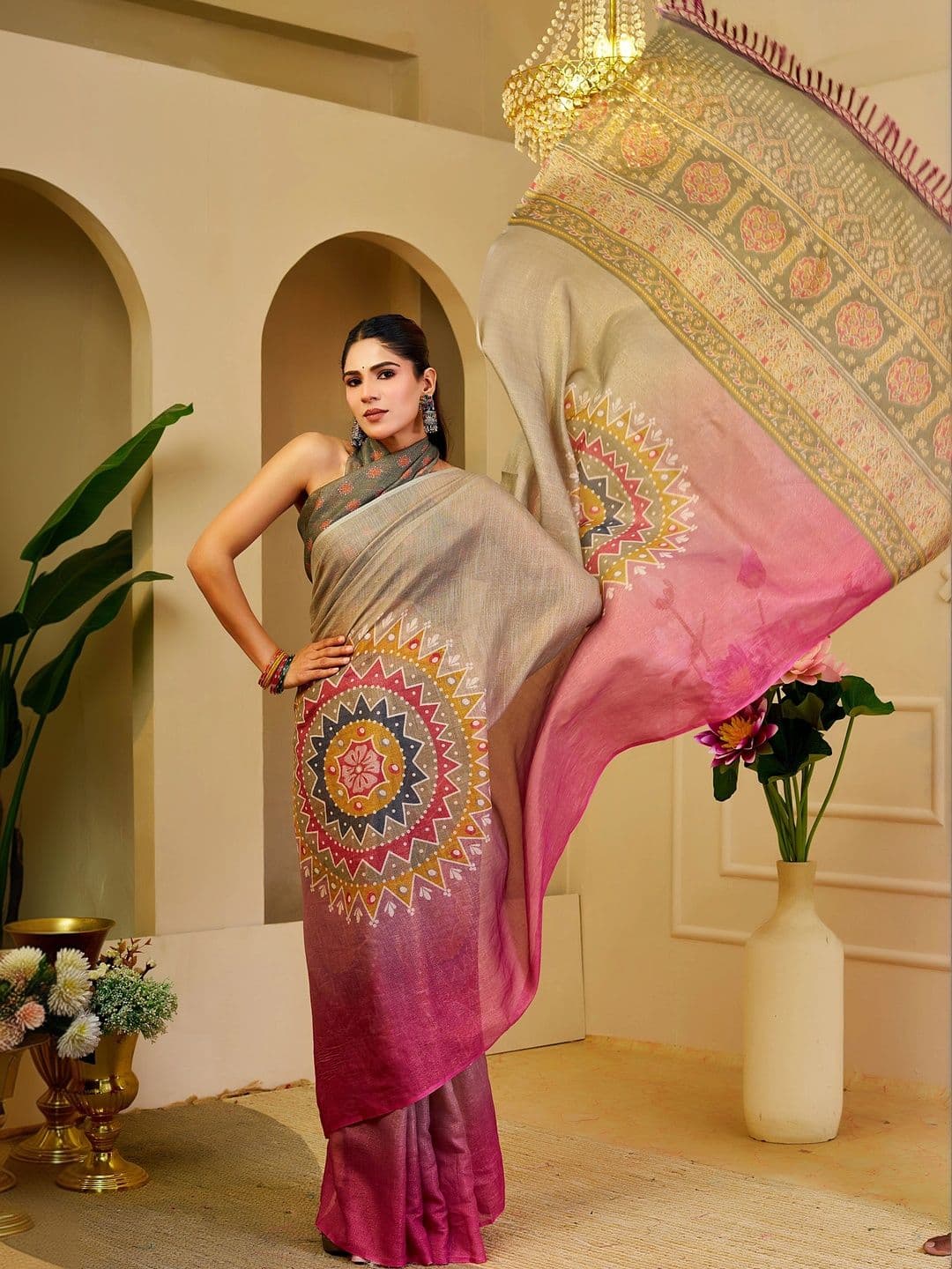 Maroosh Women Ombre Silk Cotton Handloom Saree thumbnail 4