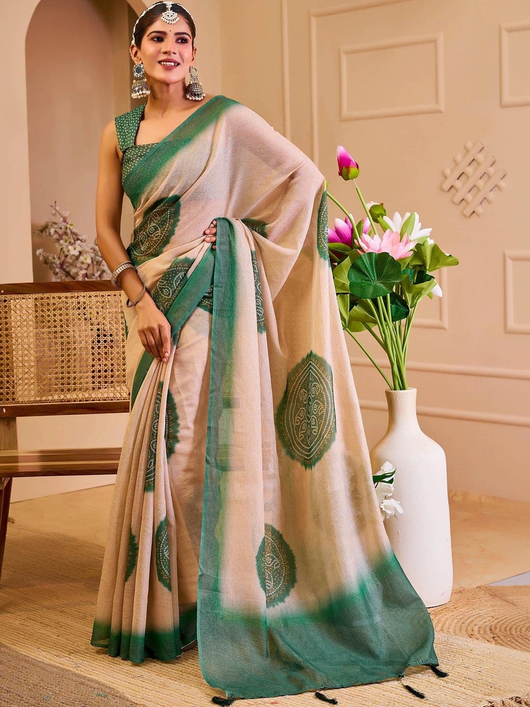 MANVAA Bandhani Silk Cotton Handloom Saree thumbnail 3