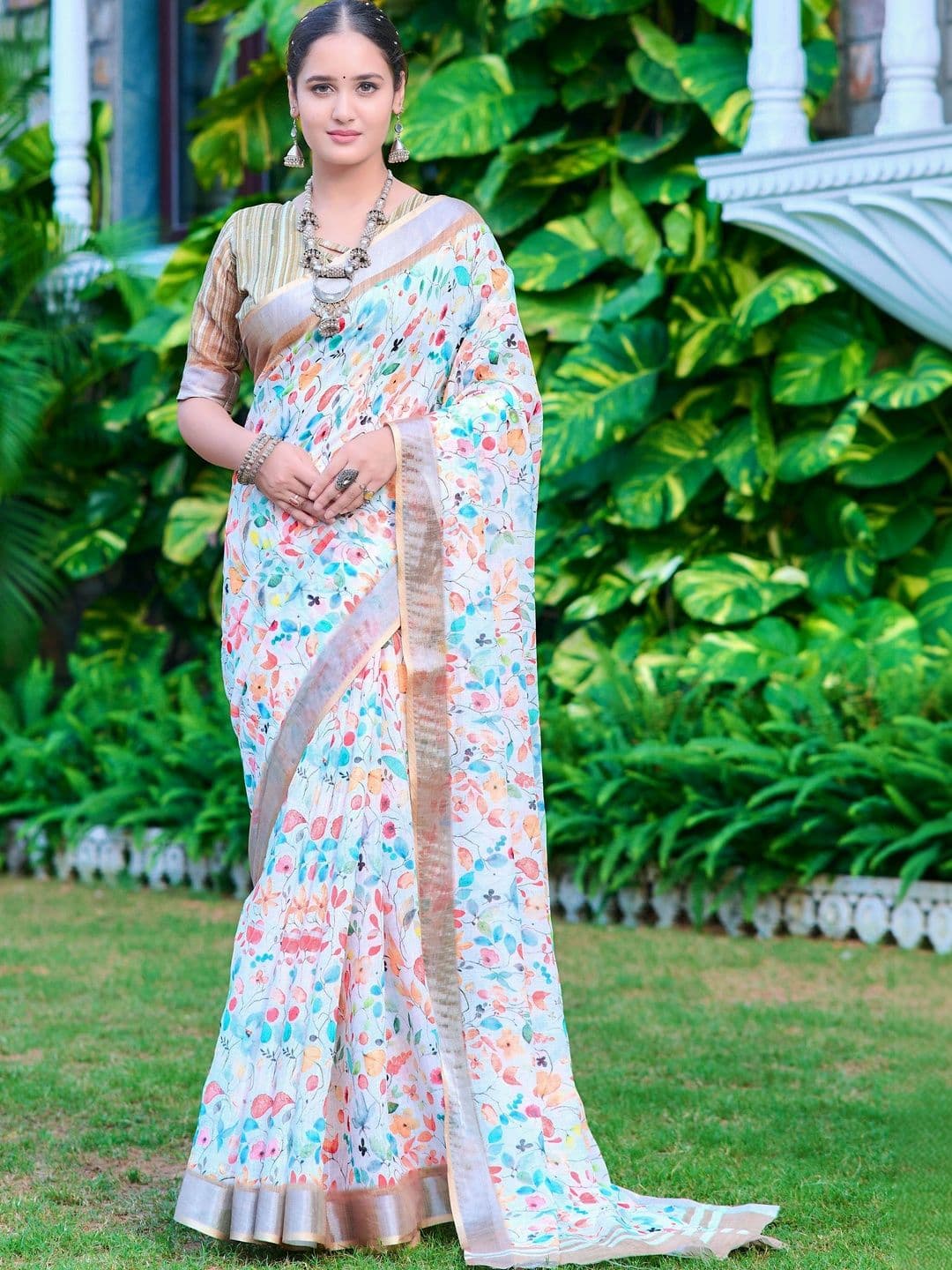 MANVAA Floral Saree thumbnail 5