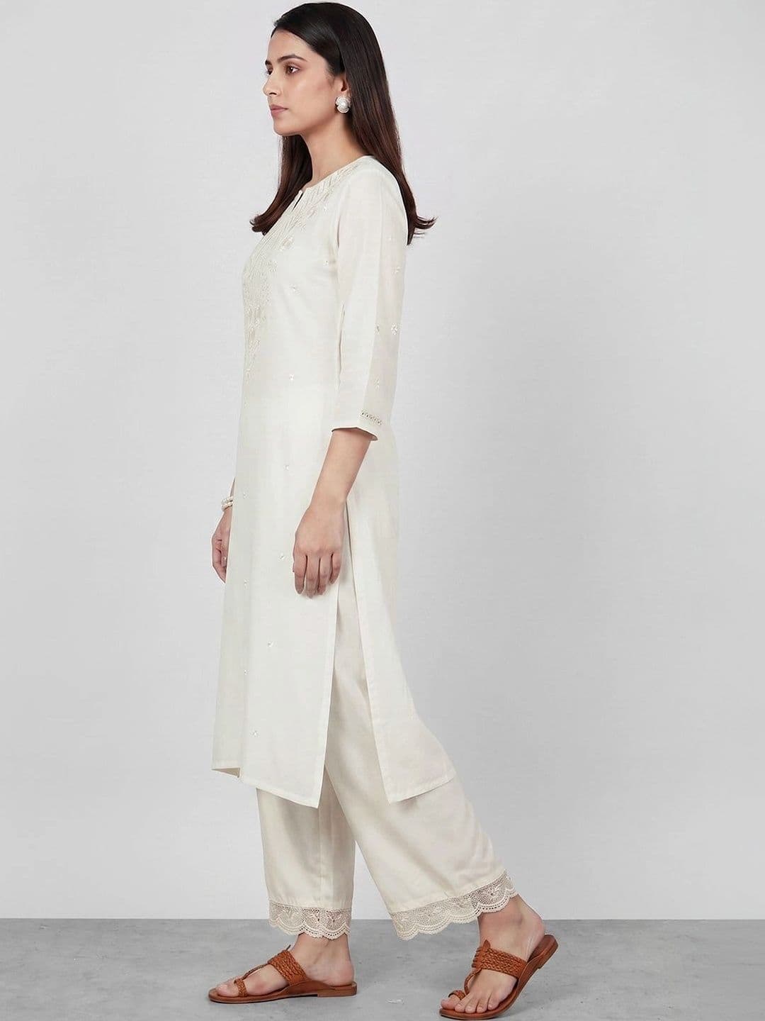 Melange by Lifestyle Women Embroidered Thread Work Kurta thumbnail 4