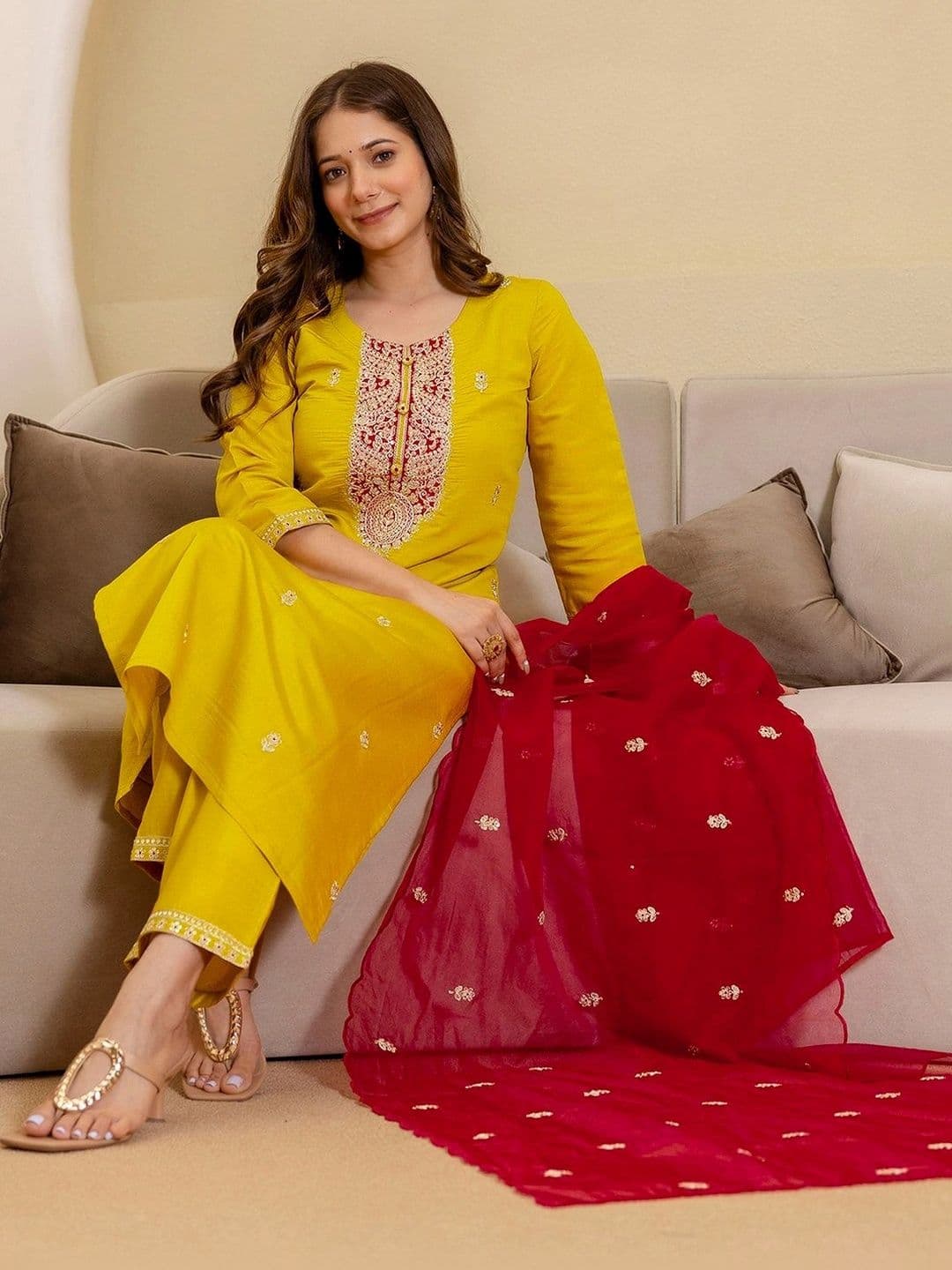 SKYLEE Women Ethnic Embroidered Regular Sequinned Kurta with Trousers & With Dupatta thumbnail 7