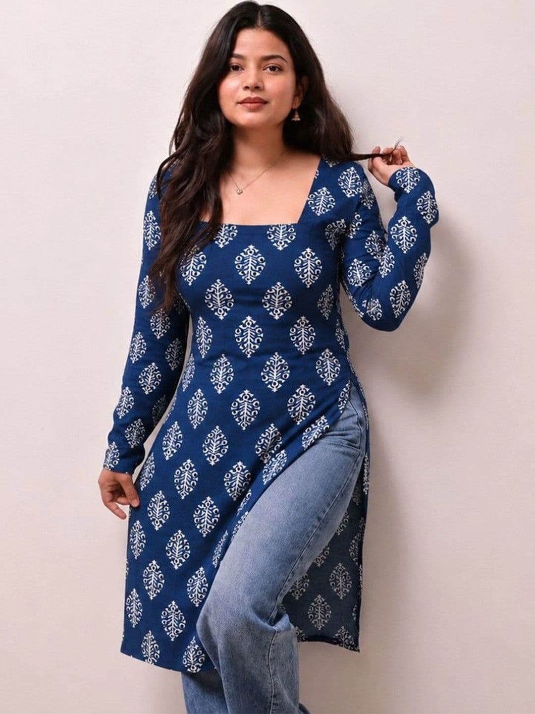 SHRISTHVAN Women Ethnic Motifs Printed Indie Prints Kurta - view 1