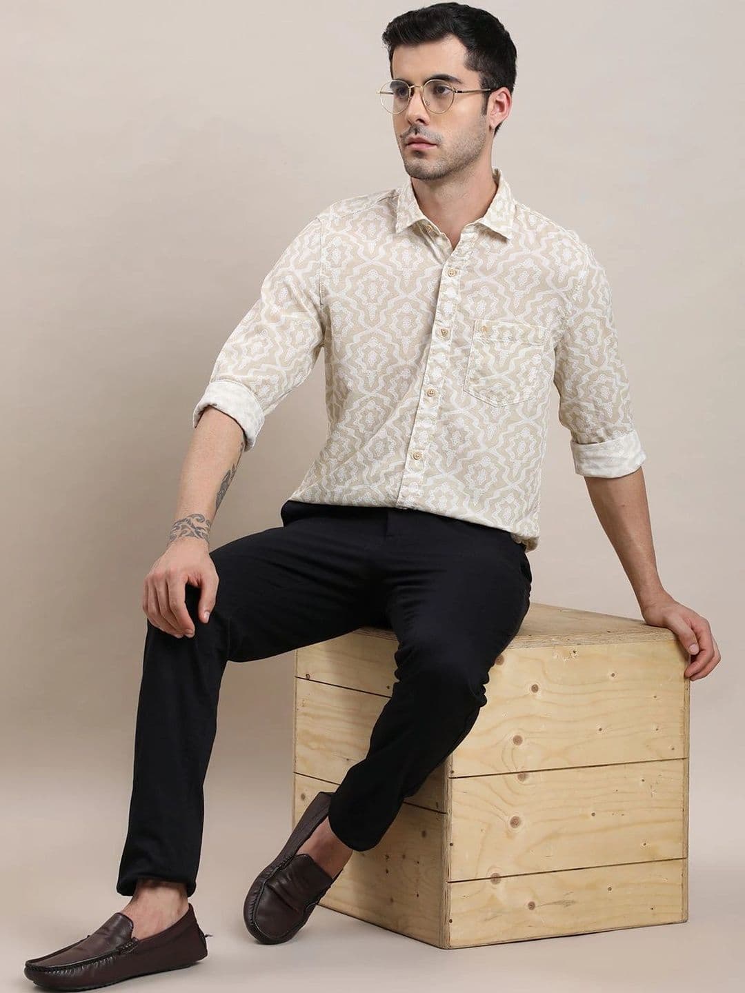 Turtle Men Relaxed Slim Fit Printed Casual Shirt thumbnail 3
