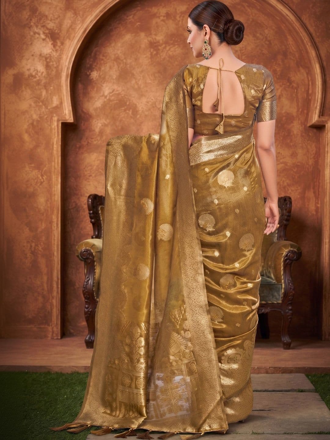 MONJOLIKA FASHION Woven Design Zari Silk Blend Designer Bomkai silk Saree thumbnail 6