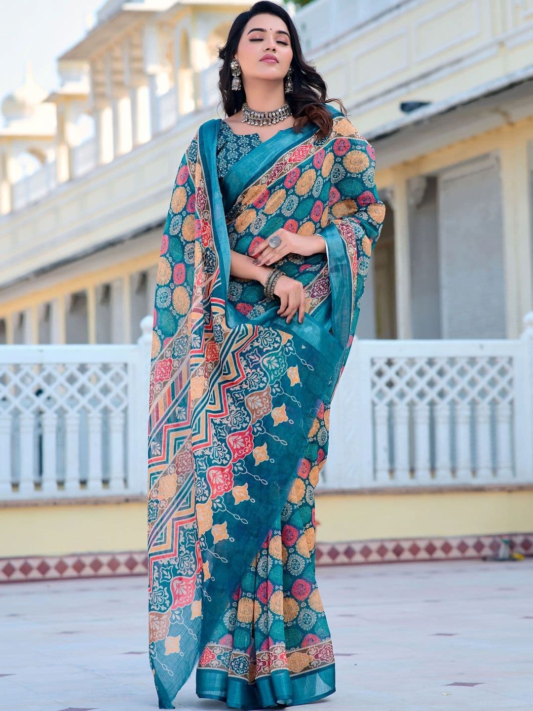 MANVAA Floral Saree thumbnail 6