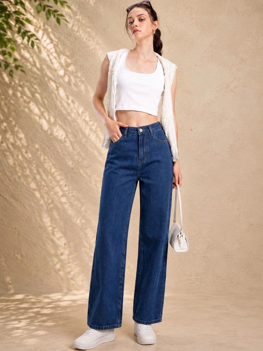 DressBerry Women Comfort Wide Leg High-Rise Light Fade Stretchable Jeans thumbnail 5