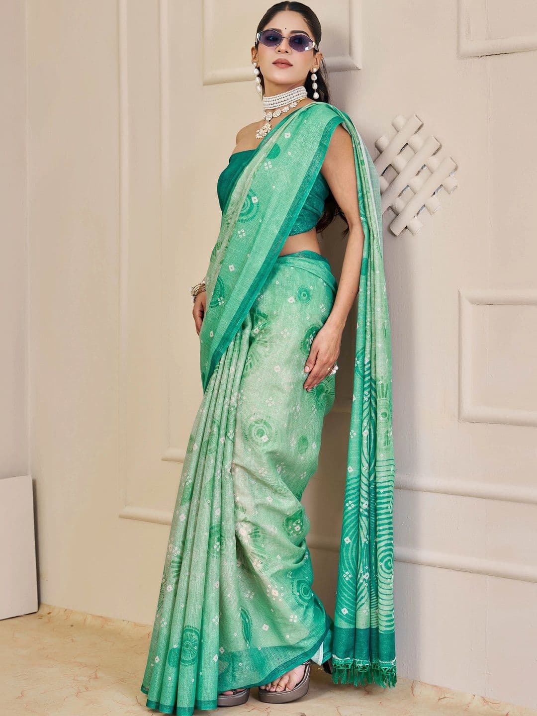 MANVAA Silk Cotton Handloom Saree thumbnail 5