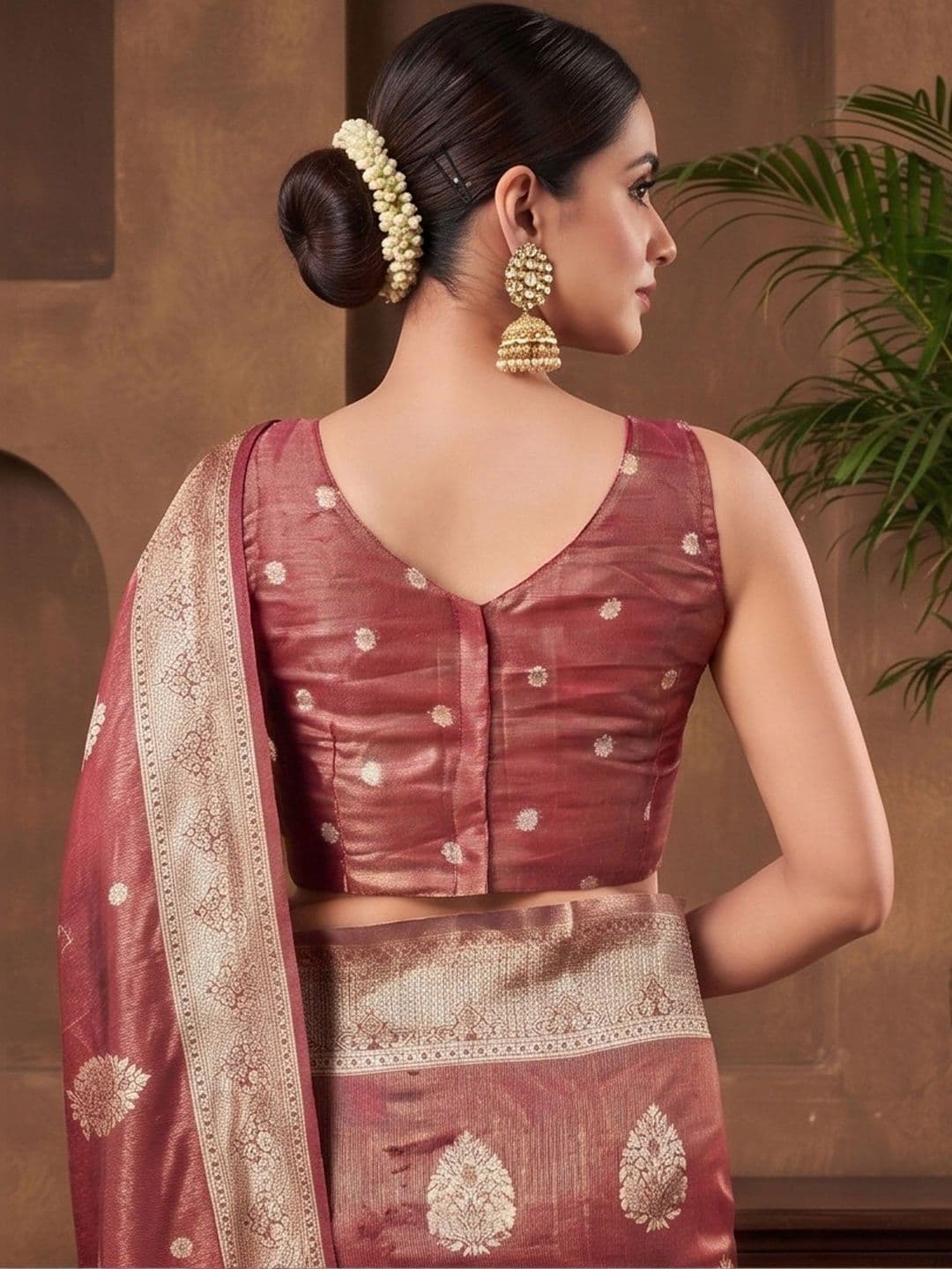 MONJOLIKA FASHION Embellished Zari Silk Blend Designer Bomkai silk Saree thumbnail 6