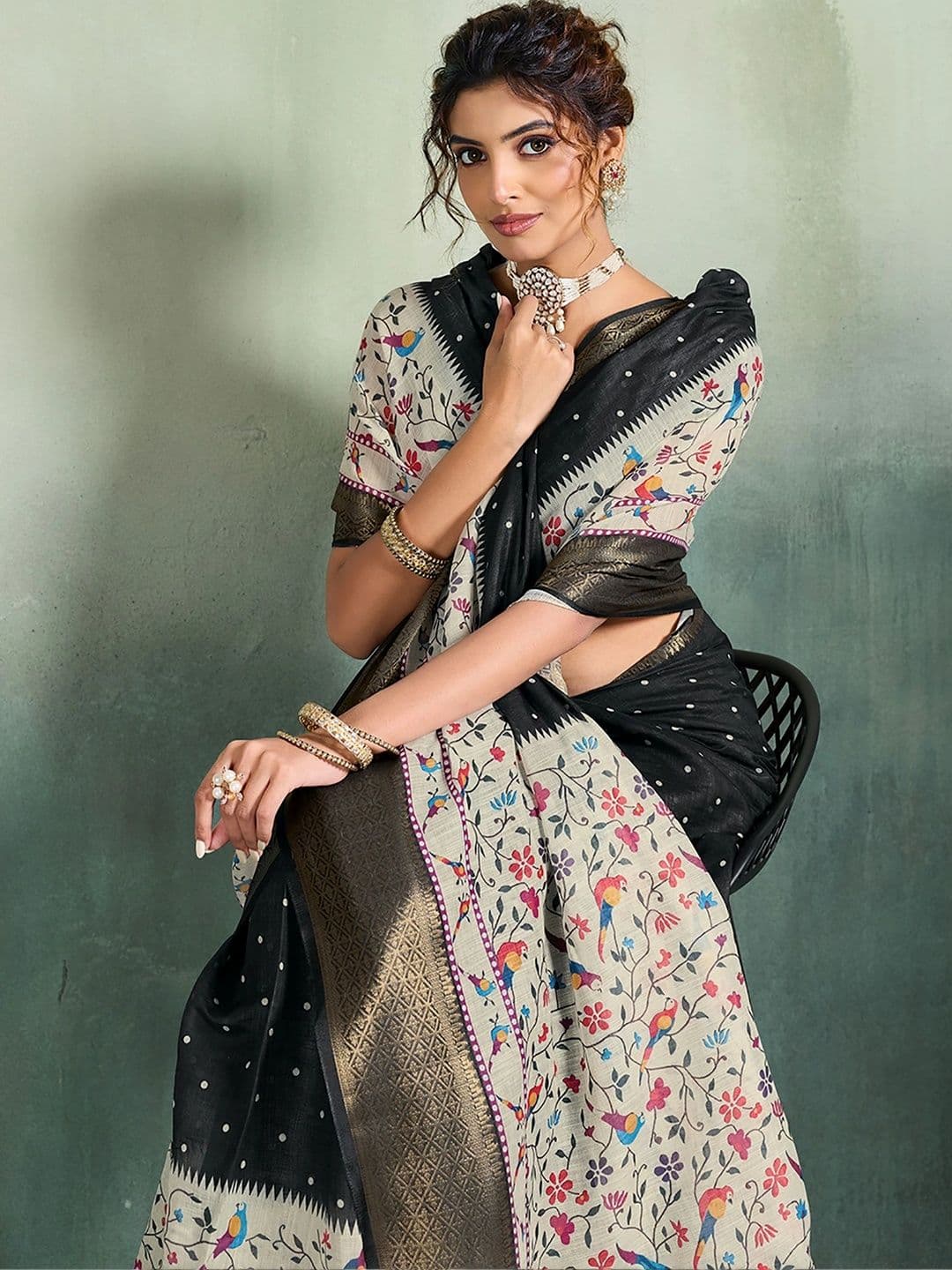 KALINI Floral Zari Designer Block Print Saree thumbnail 4