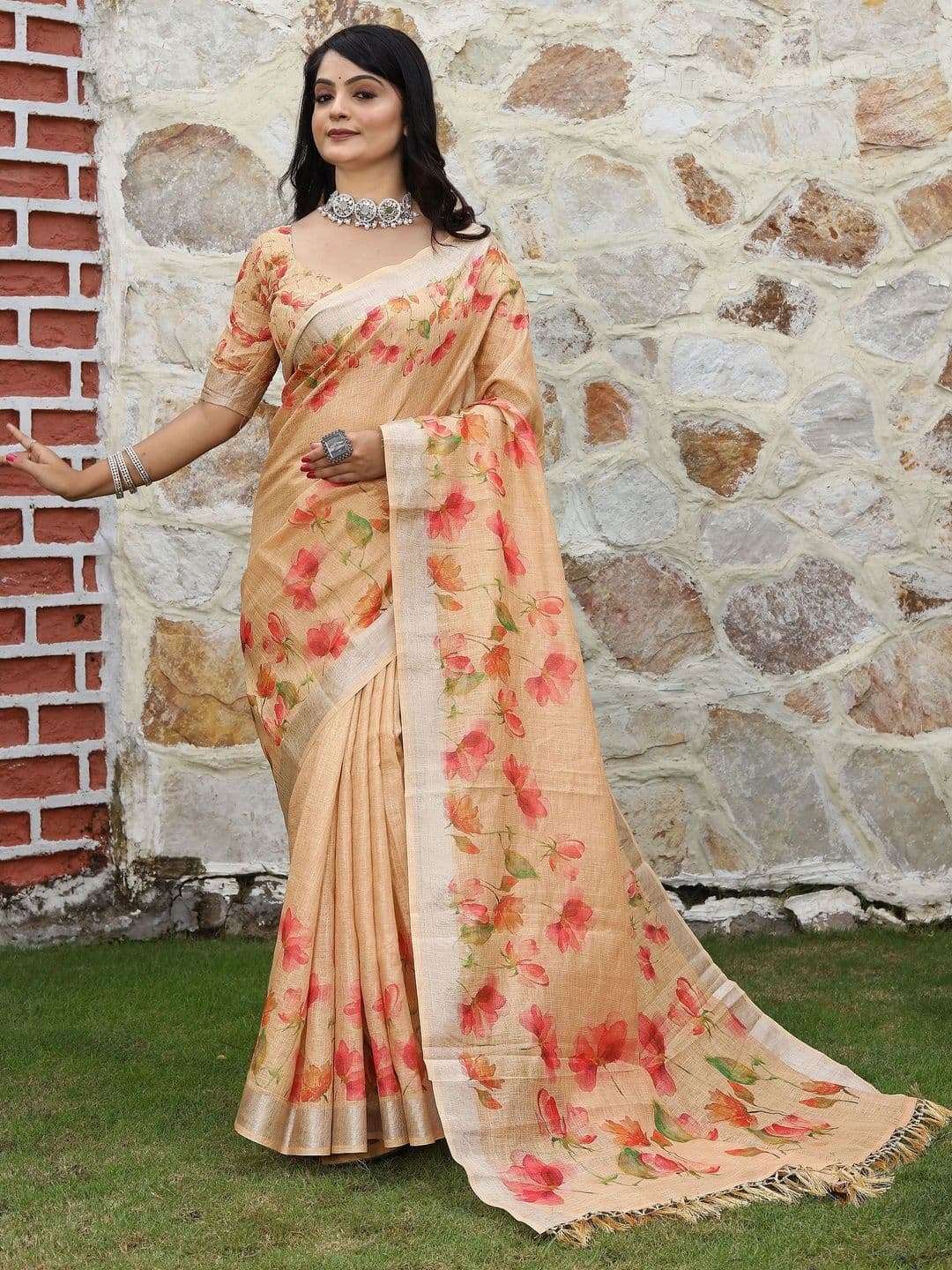 MANVAA Floral Silk Cotton Handloom Saree - view 1