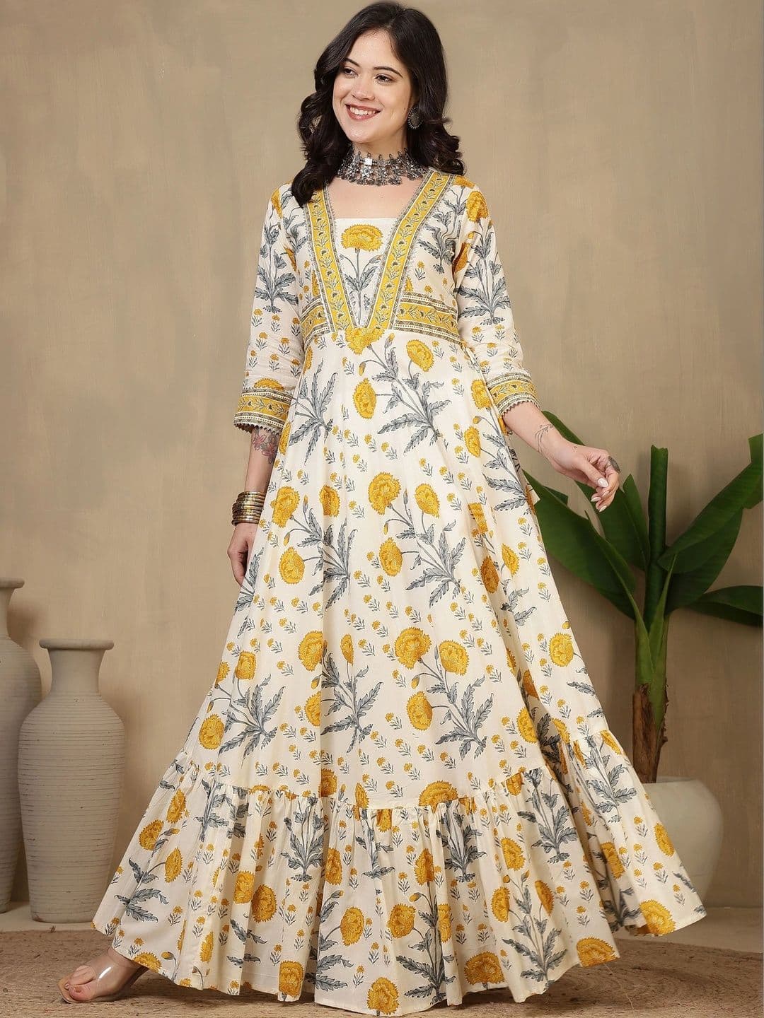 Sangria Women Floral Printed Floral Anarkali Kurta thumbnail 6