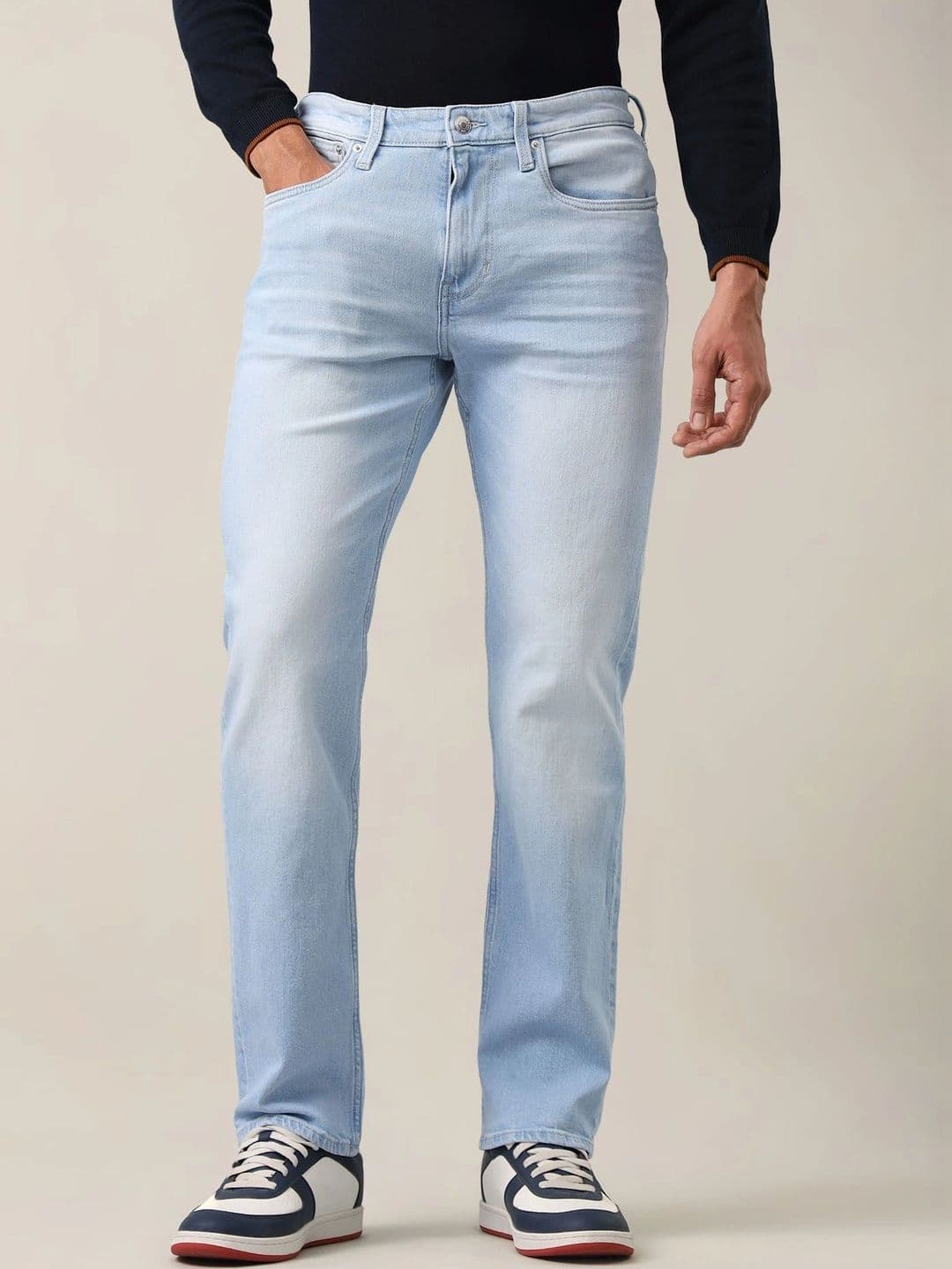 U.S. Polo Assn. Denim Co. Men Straight Fit Mid-Rise Jeans thumbnail 3
