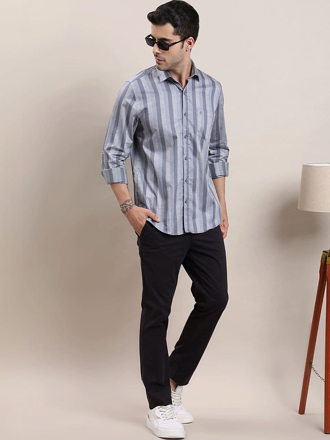 Turtle Men Relaxed Slim Fit Striped Casual Shirt thumbnail 3