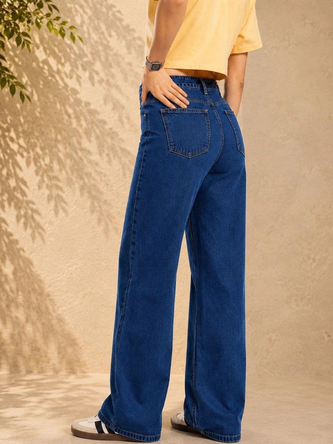 DressBerry Women Comfort Wide Leg High-Rise Light Fade Stretchable Jeans thumbnail 3