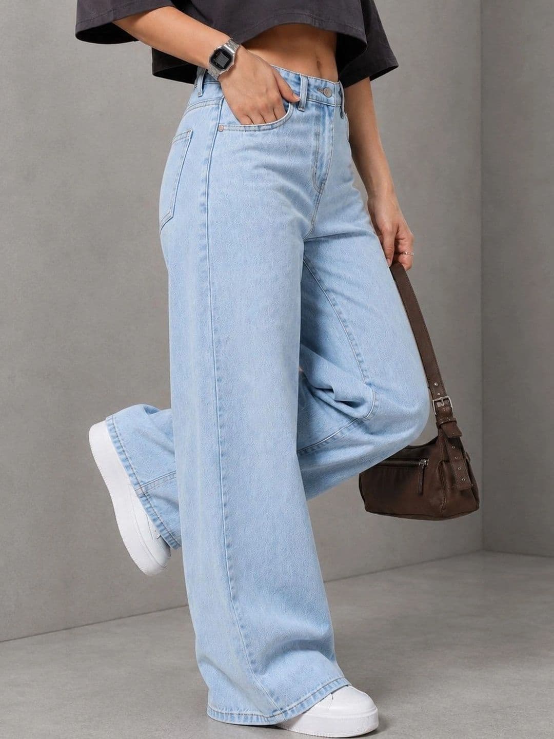 DressBerry Women Comfort Wide Leg High-Rise Light Fade Stretchable Jeans thumbnail 3