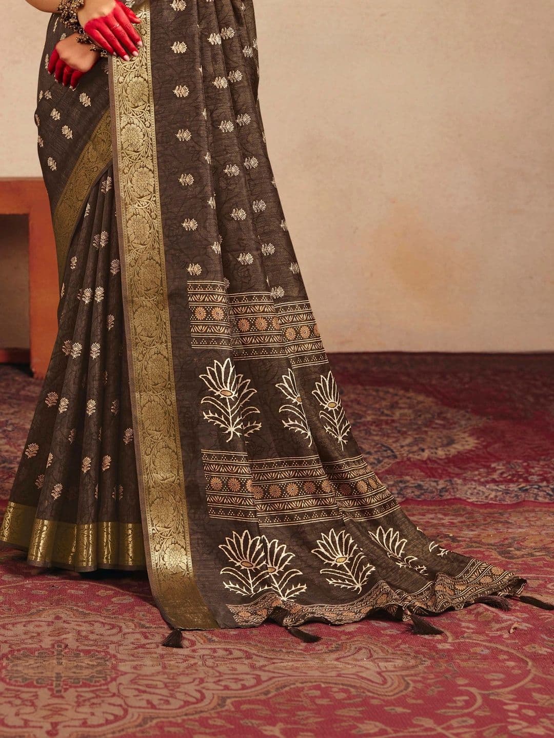 TIRA Woven Design Zari Silk Blend Fusion Saree thumbnail 2