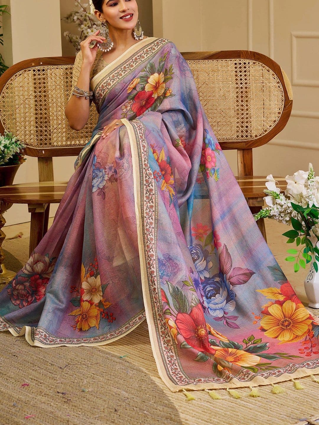 Maroosh Women  Floral Silk Cotton Handloom Saree thumbnail 6