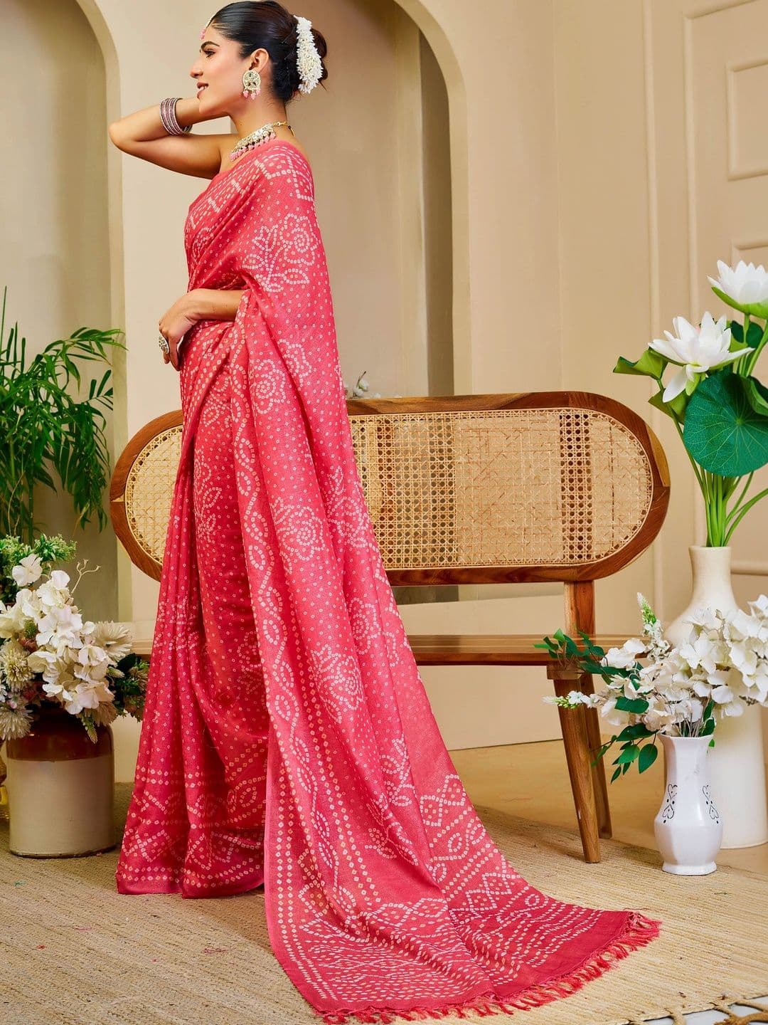 MANVAA Women  Bandhani Silk Cotton Handloom Saree thumbnail 4