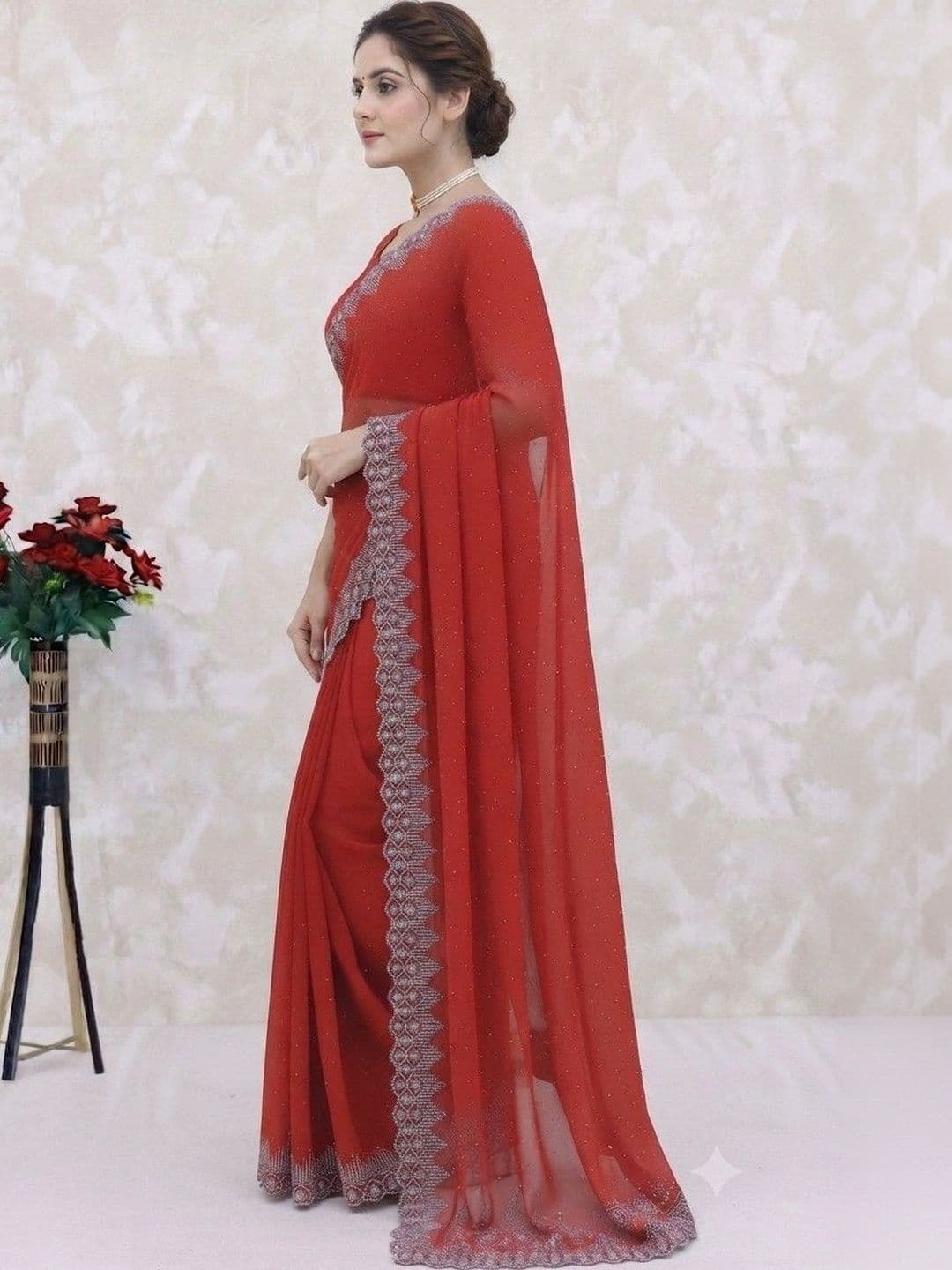 SmileyFashion Pure Georgette Saree thumbnail 2