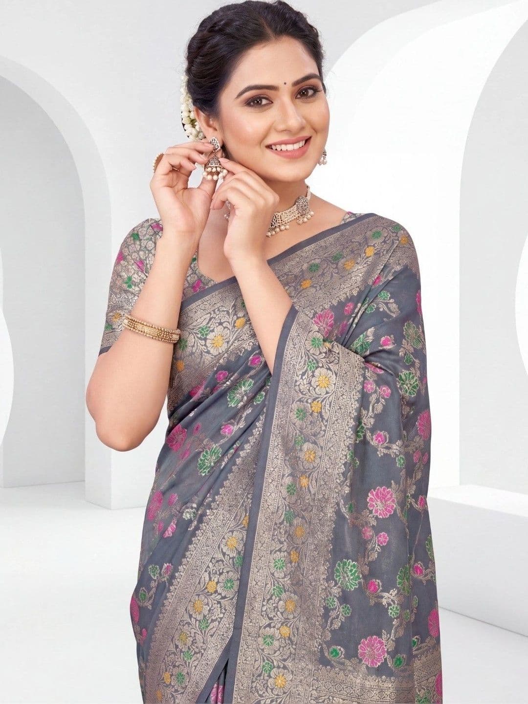 KALINI Floral Zari Art Silk Fusion Banarasi Saree thumbnail 3