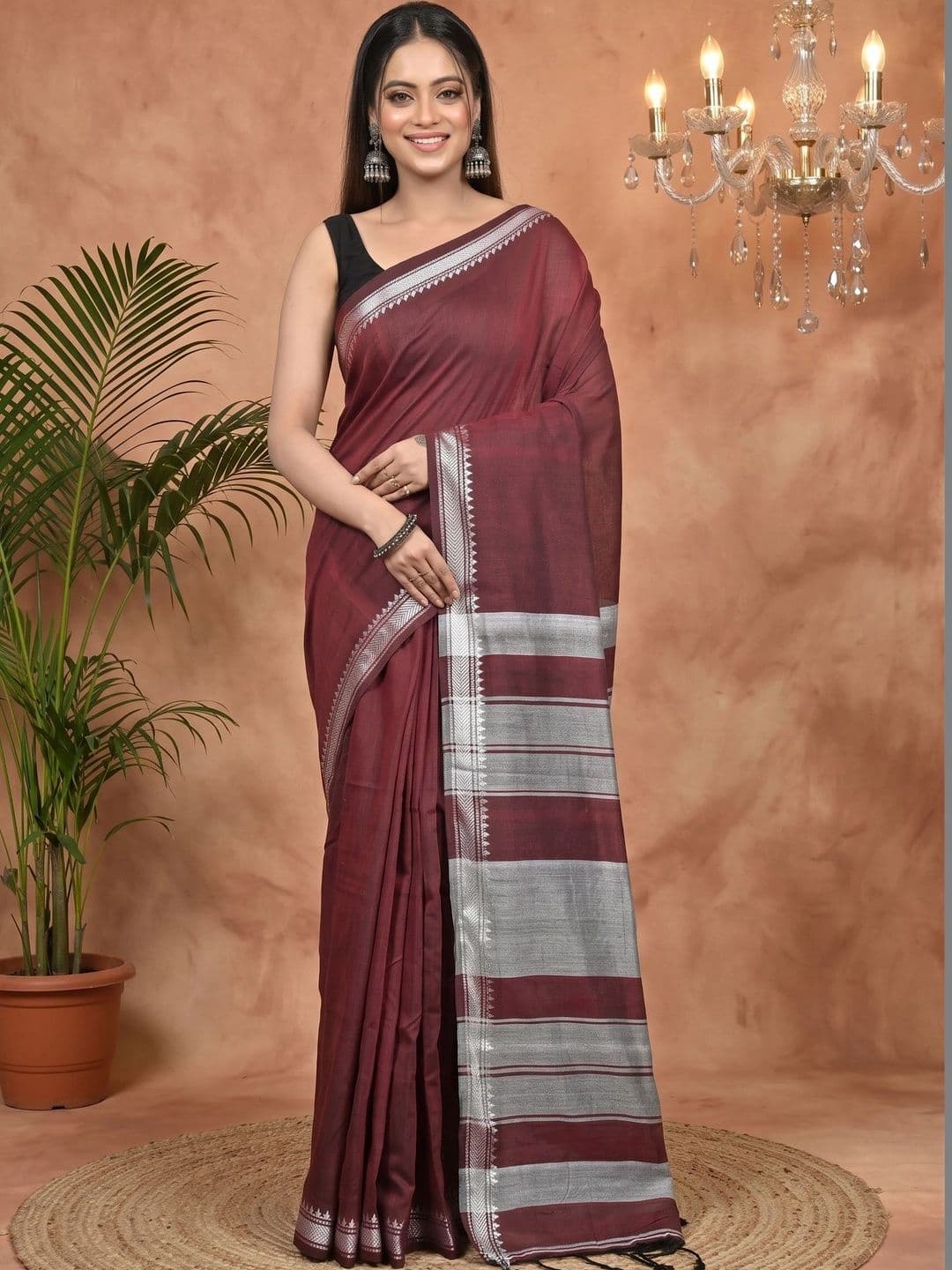 GitAsit Women Pure Cotton Handloom Taant Saree - view 1